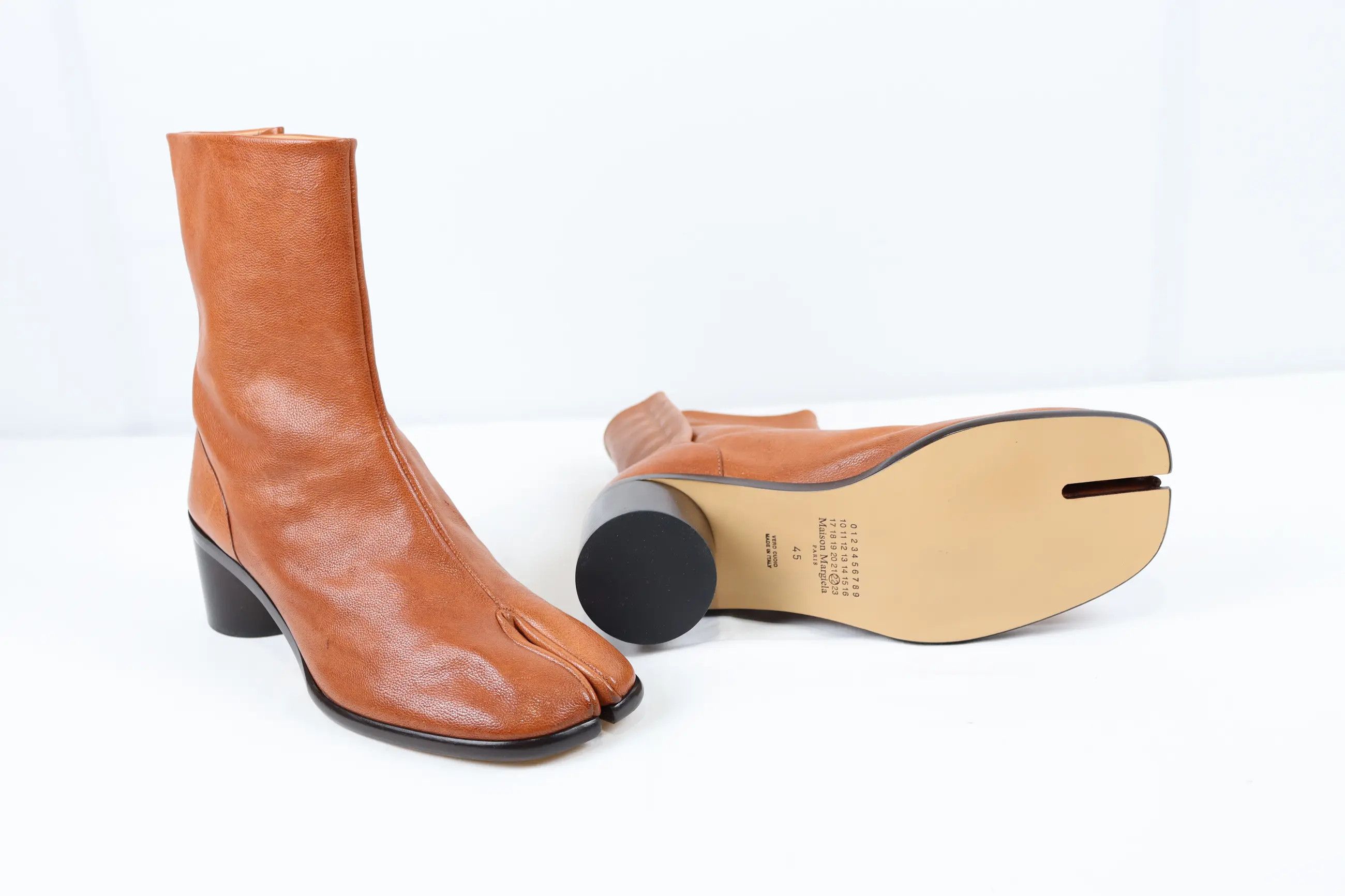 Maison Margiela o1rshd High Tabi Boots in Caramel Size US 12 / EU 45 - 11 Thumbnail
