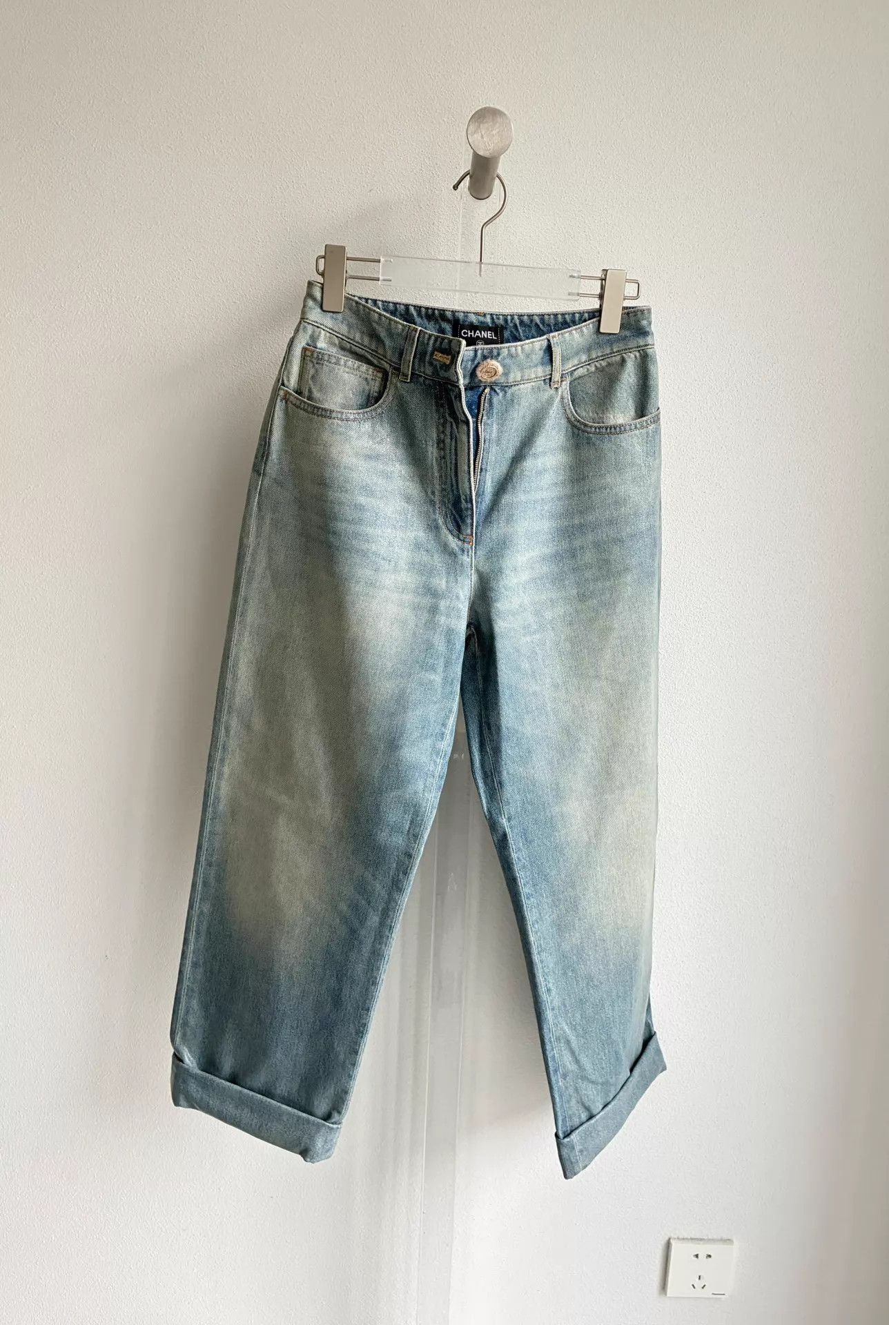 Chanel Chanel GD 24K Coated Shiny Denim Cuffed Hem Jeans 36 Size 26" / US 2 / IT 38 - 2 Thumbnail