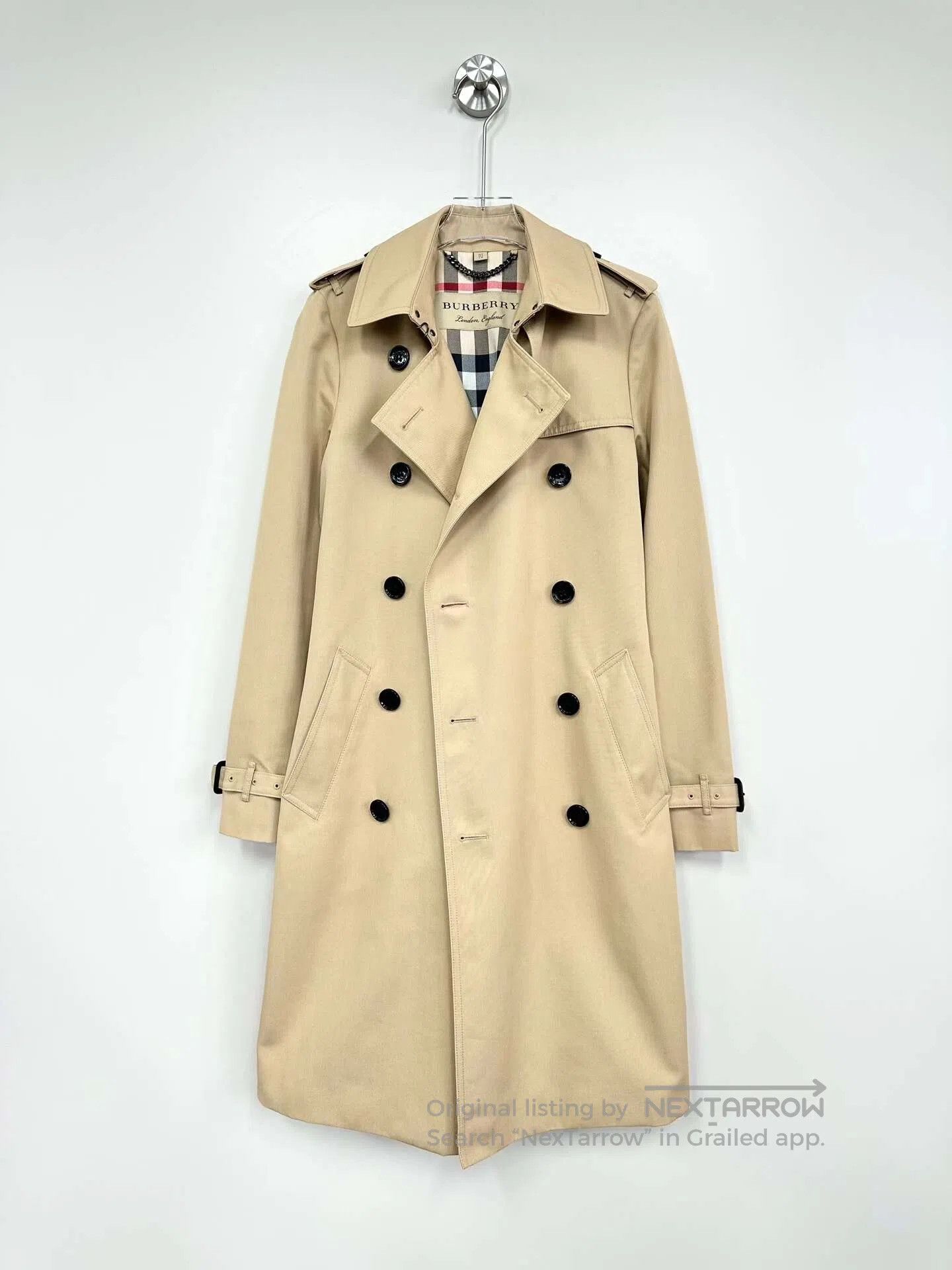 Burberry Burberry Classic Khaki Double-Breasted Lined Plaid Trench Size XS / US 0-2 / IT 36-38 - 1 Thumbnail