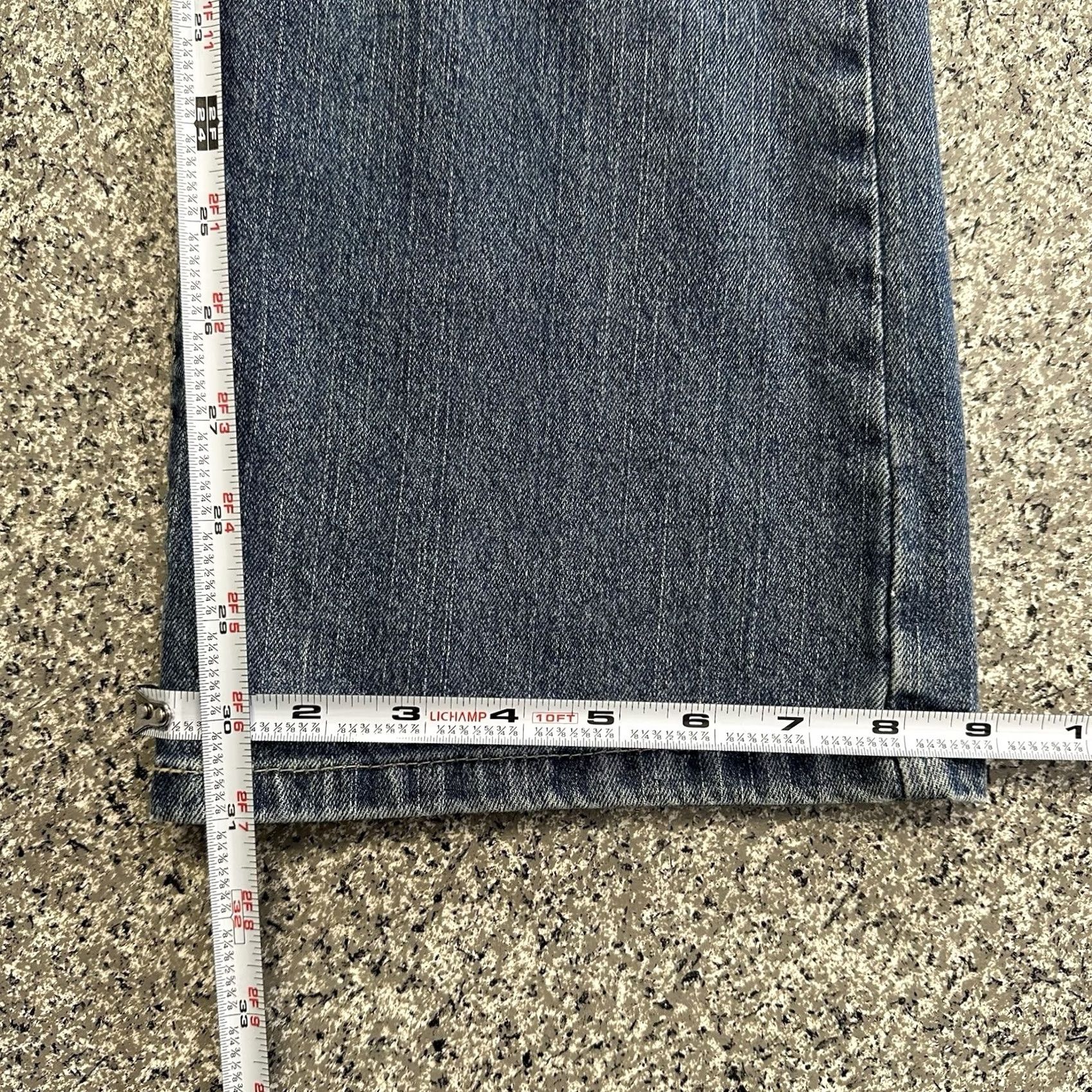 Tommy Hilfiger Tommy Hilfiger Jeans Womens 29 29x31 Medium Wash Denim Straight Rise 5-Pocket Regular Color: Blue Womens Jeans Size 24" / US 00 / IT 34 - 7 Thumbnail