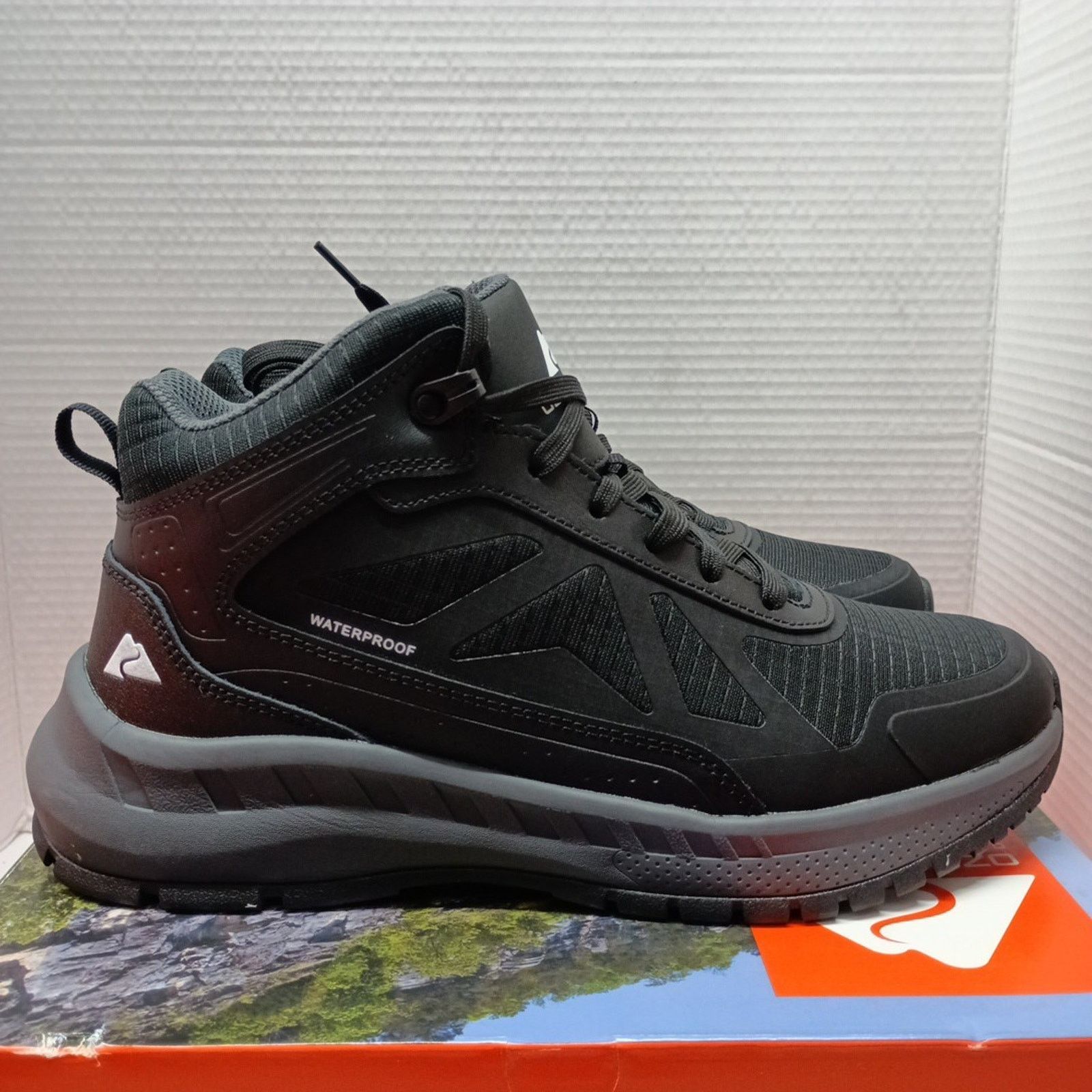 Other Men’s size 8 Ozark Trail Tech Hiker Waterproof Boots Black Size US 8 / EU 41 - 1 Thumbnail