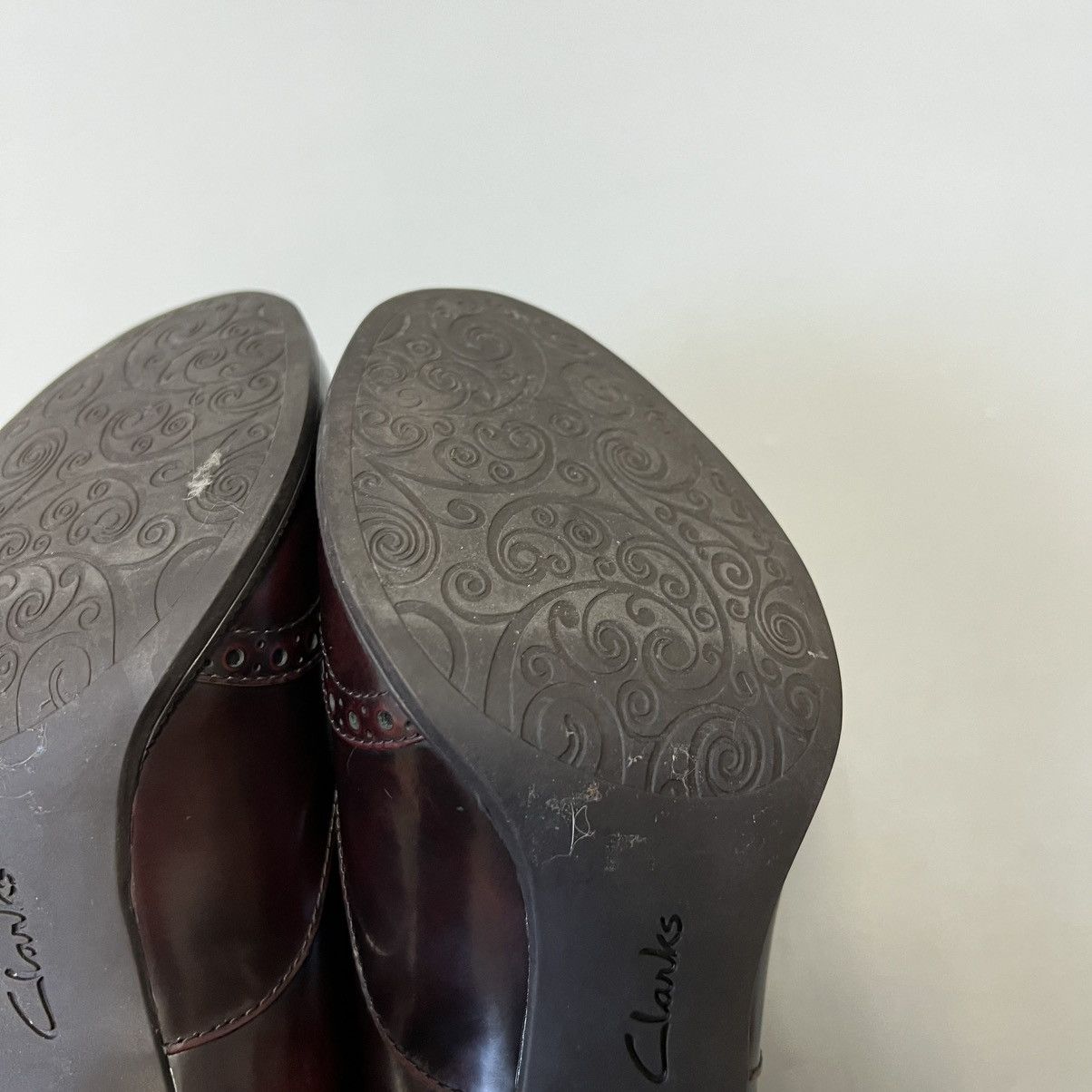 Clarks Clarks Artisan Burgundy Leather Wingtip Oxford Heels Size US 8 / IT 38 - 13 Thumbnail