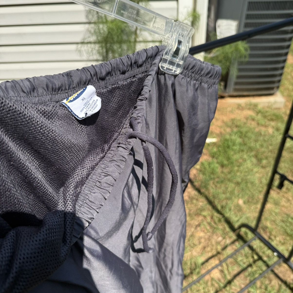 Old Navy Old Navy Track Pants – XL, Lightweight & Stylish Size US 36 / EU 52 - 5 Thumbnail