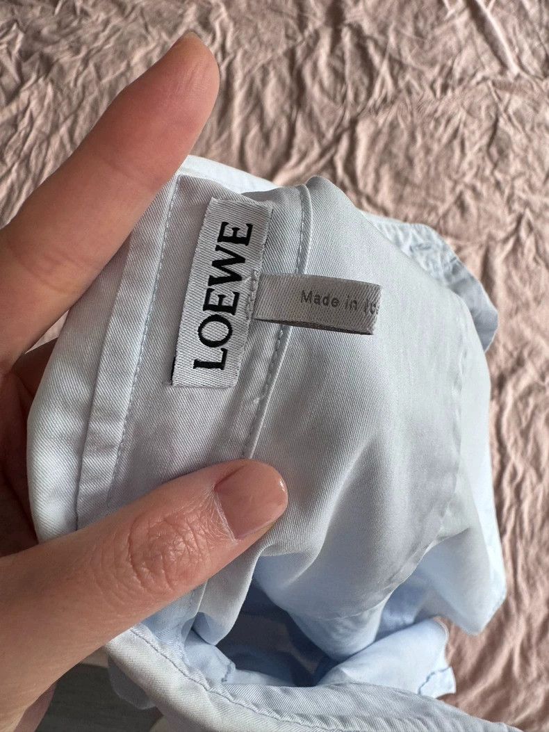 Loewe Loewe size 38 White classic shirt Size M / US 6-8 / IT 42-44 - 2 Thumbnail