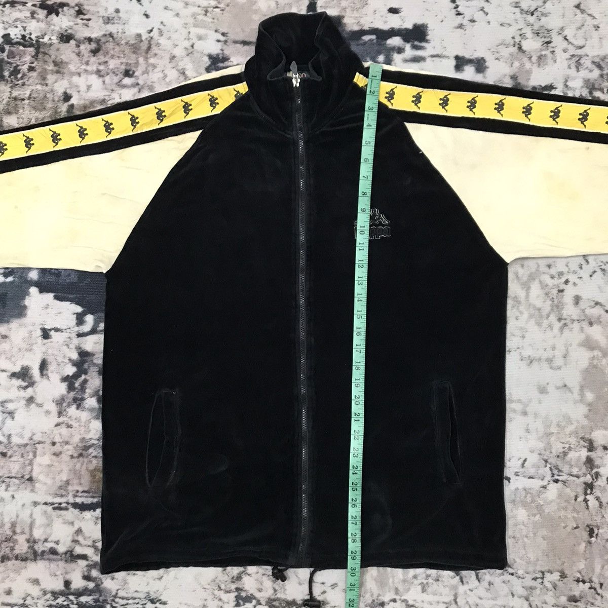 Kappa × Vintage Vintage 90s Kappa Side Tape Velvet Jacket Sweater Size US L / EU 52-54 / 3 - 14 Thumbnail