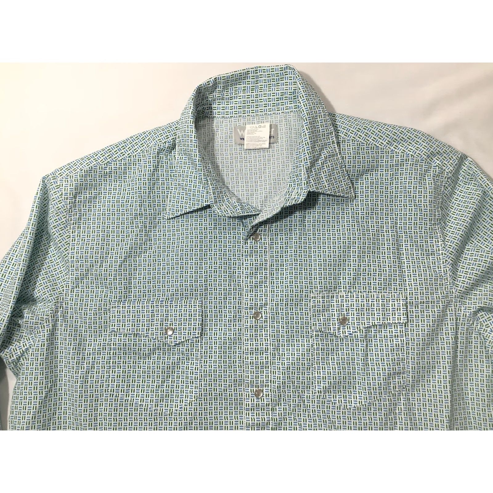Wrangler Wrangler Shirt Western Multicolor XL Long Sleeve Button-Up Mens Size XL Long Sleeve Pearl Snap Geometric Pattern Size US XL / EU 56 / 4 - 2 Thumbnail