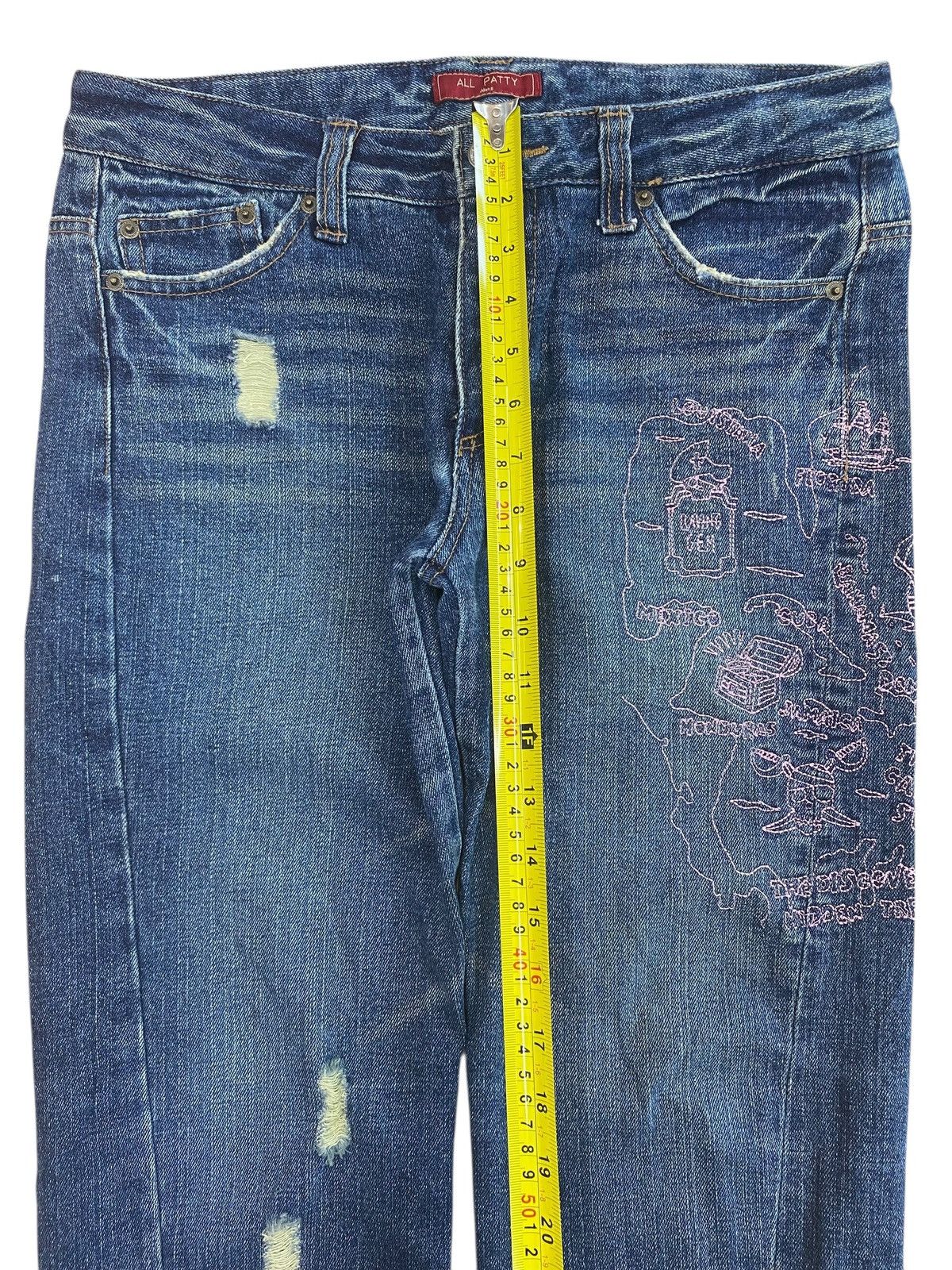 Japanese Brand Japanese Brand Faded Ripped Style Loose Jeans Size US 32 / EU 48 - 6 Thumbnail