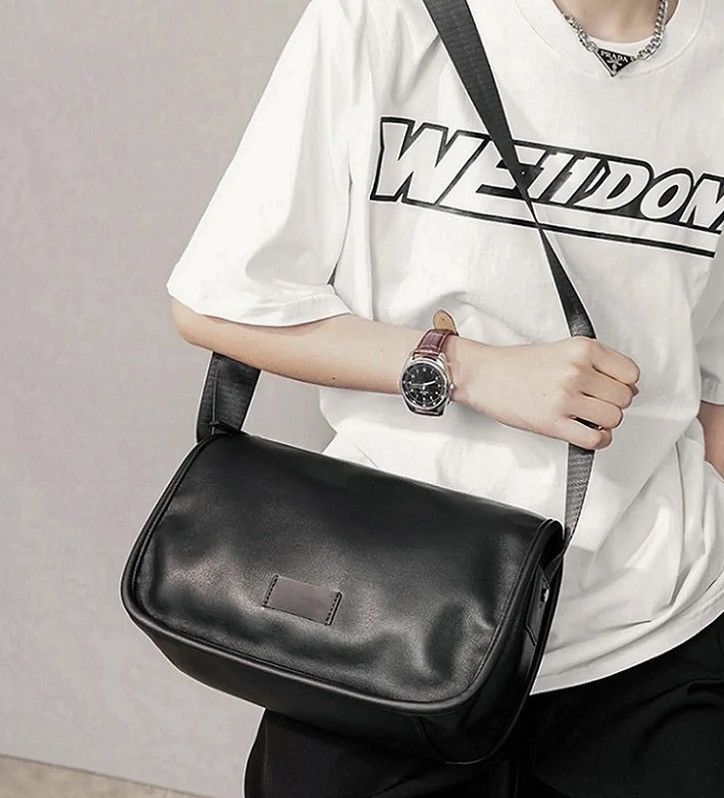 Japanese Brand Fashion y2k faux leather shoulder bag messenger bag casual Size ONE SIZE - 10 Thumbnail