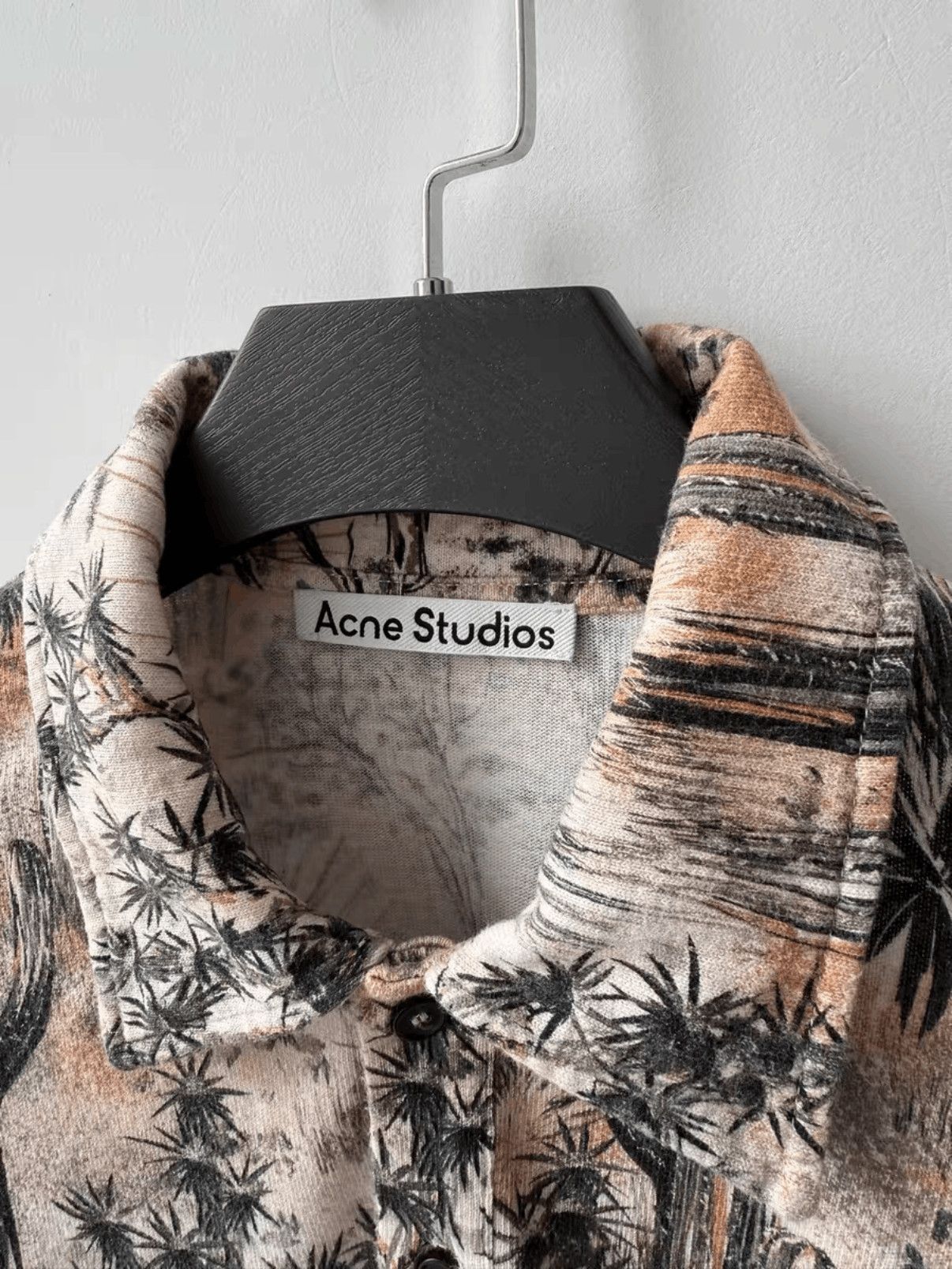 Acne Studios Acne Studios Cuctus Painting Shirt Jacket mojos2200 Size US XS / EU 42 / 0 - 5 Thumbnail