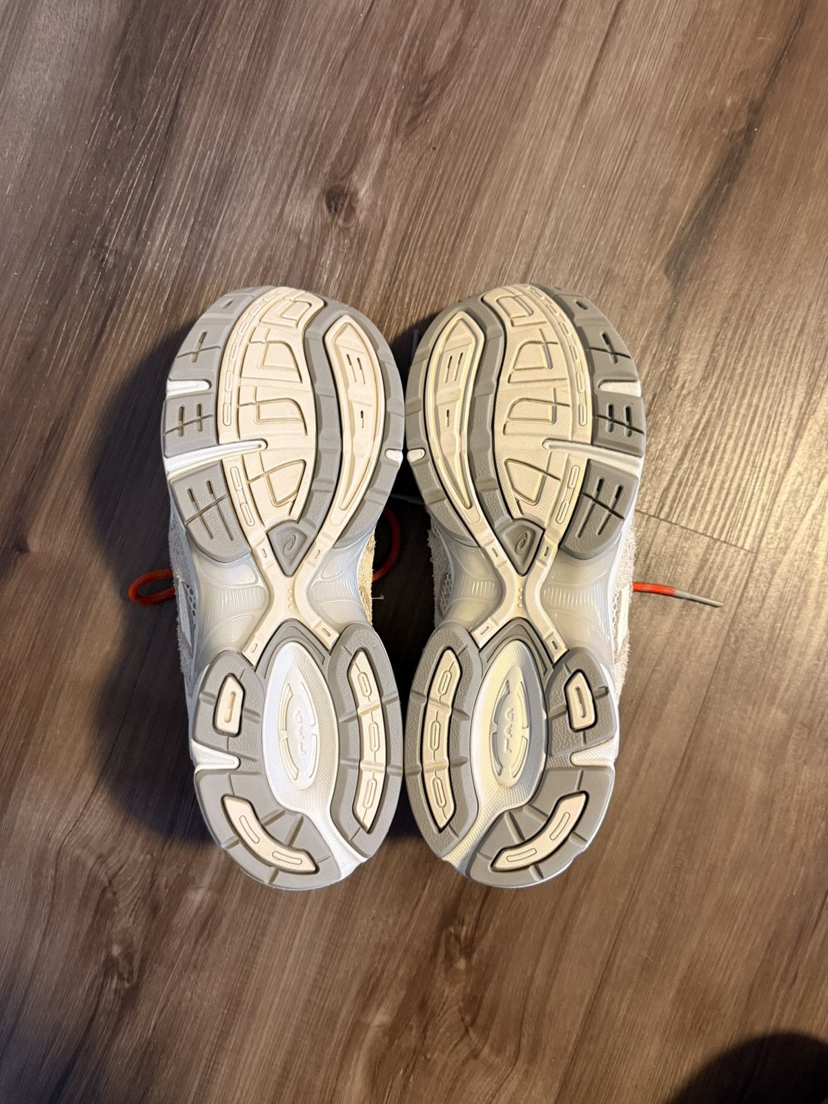 Asics ASICS X HAL STUDIOS Gel-1130 MK III Glacier Size US 11.5 / EU 44-45 - 4 Thumbnail