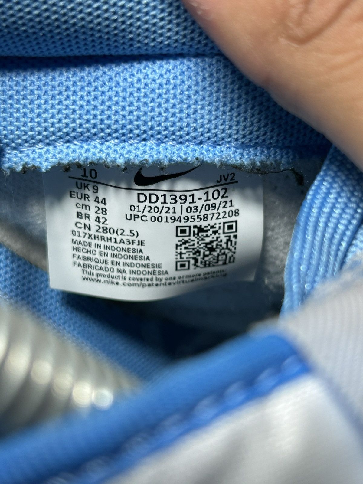 Nike Nike dunk low UNC 2021 Size US 10 / EU 43 - 9 Thumbnail