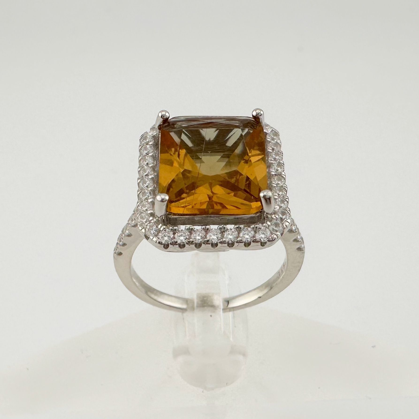 Other Elegant Emerald Cut Lab Created Sultanite Ring - Beautiful D Size ONE SIZE - 4 Thumbnail