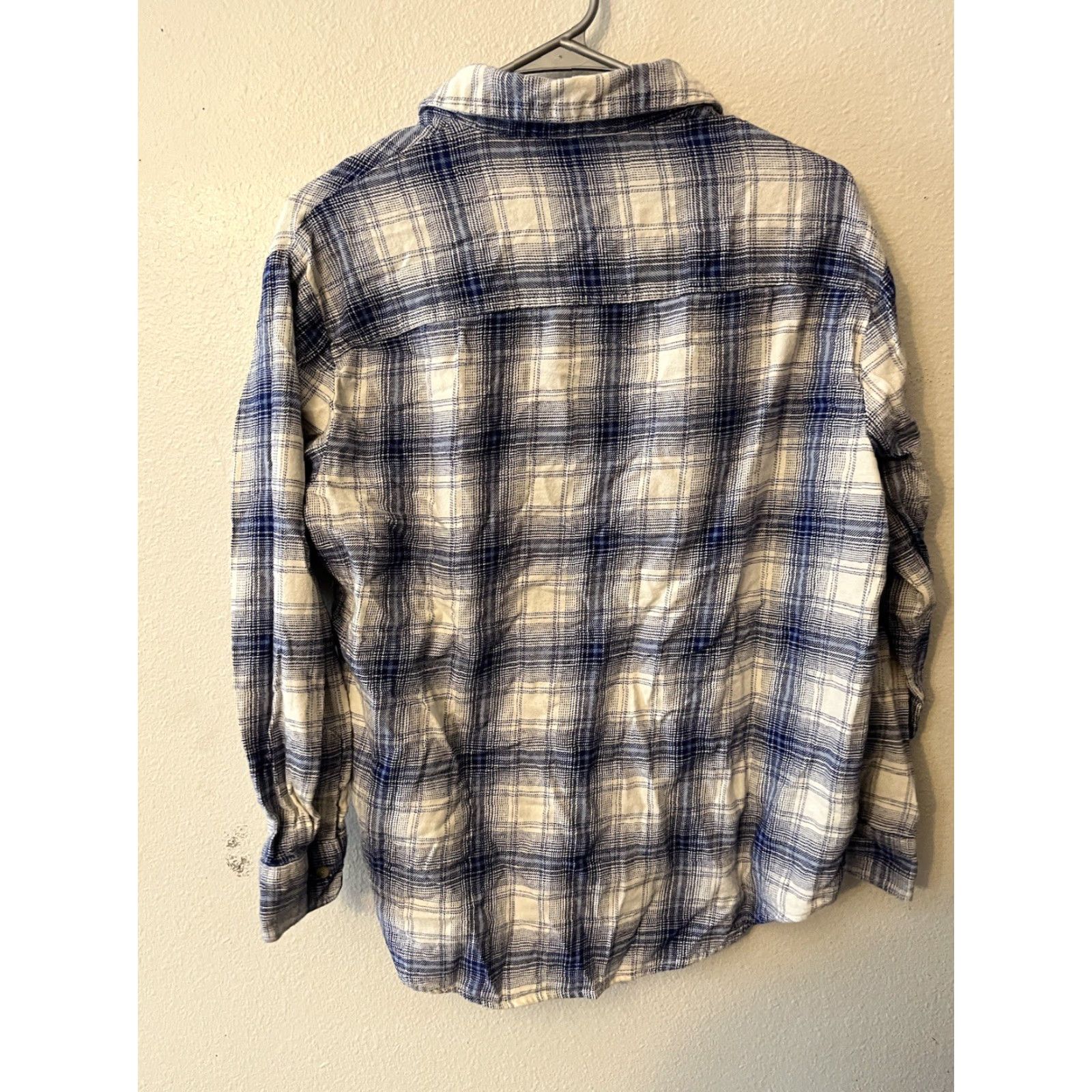 Old Navy Old Navy Boyfriend Button Down Shirt Medium M Blue Plaid Women Shirt Button-Up Adult M Blue Plaid Womens Size M / US 6-8 / IT 42-44 - 2 Thumbnail