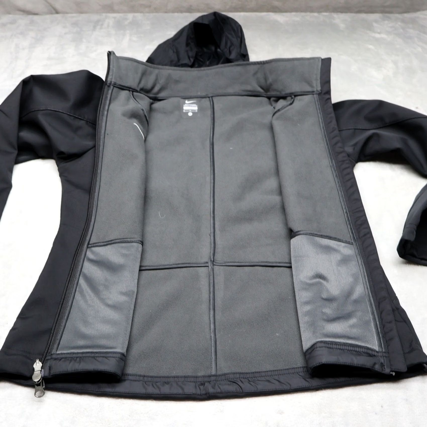 Nike Nike Jacket Womens Medium Black Hooded Full Zip Softshell Fleece Lined Wind Rain Size M / US 6-8 / IT 42-44 - 4 Thumbnail