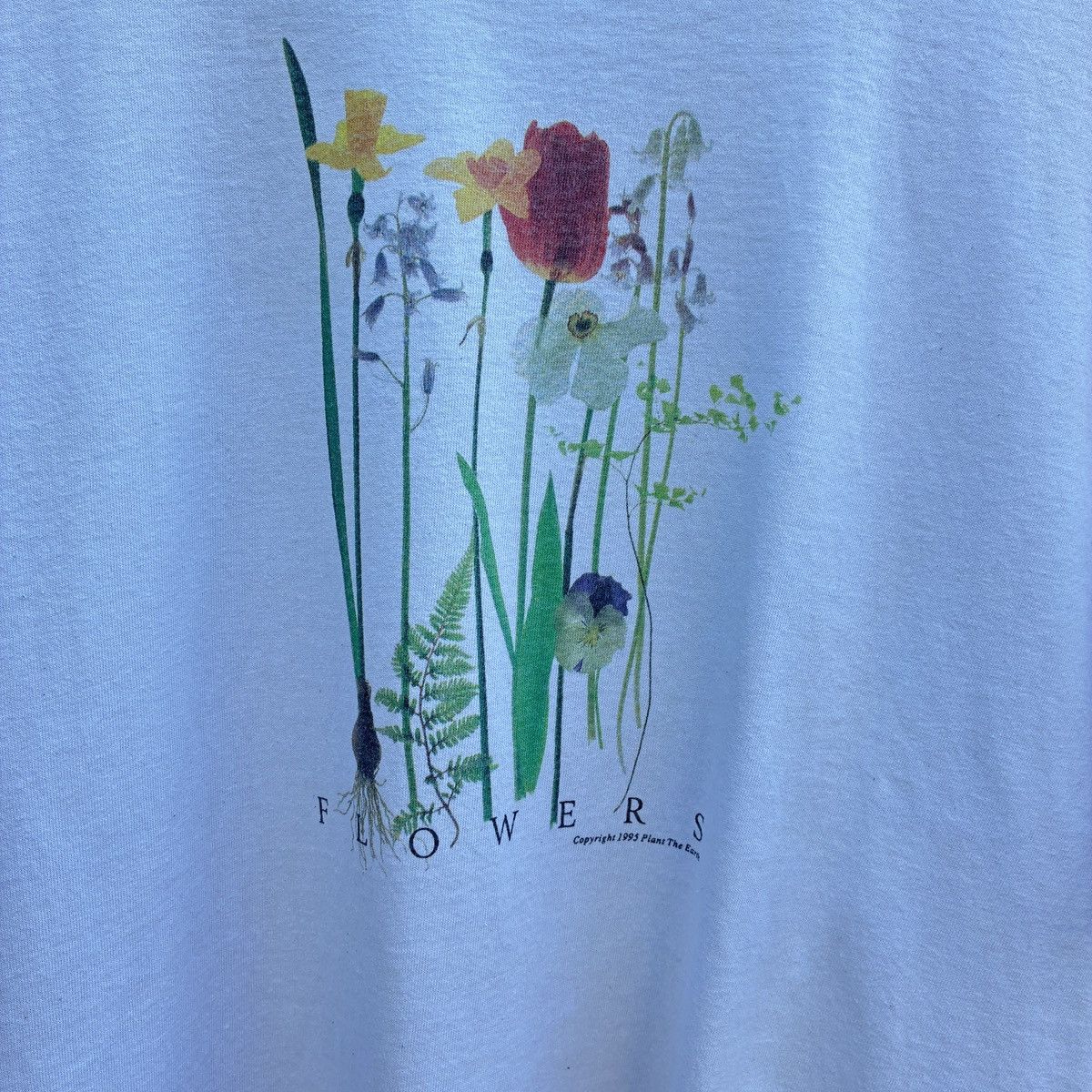 Other Vintage 1995 Plant The Earth Flowers Art T-Shirt Size L Size US L / EU 52-54 / 3 - 6 Thumbnail