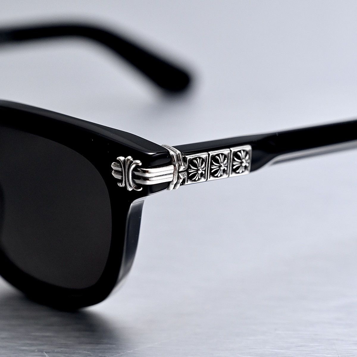 Chrome Hearts CHROME HEARTS SMOKE SHOW SUNGLASSES Size ONE SIZE - 3 Thumbnail
