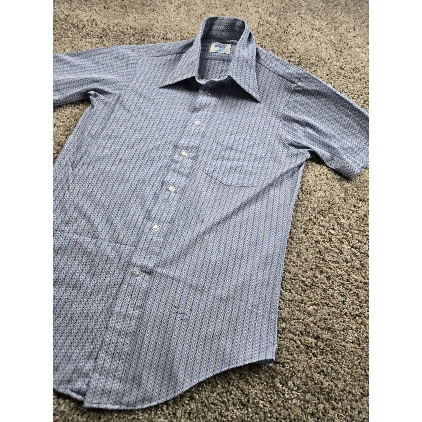 Vintage VINTAGE Manhattan Shirt Mens M Blue Geometric Pattern 70s Button-Up Short Sleeve Collared Size US M / EU 48-50 / 2 - 3 Thumbnail