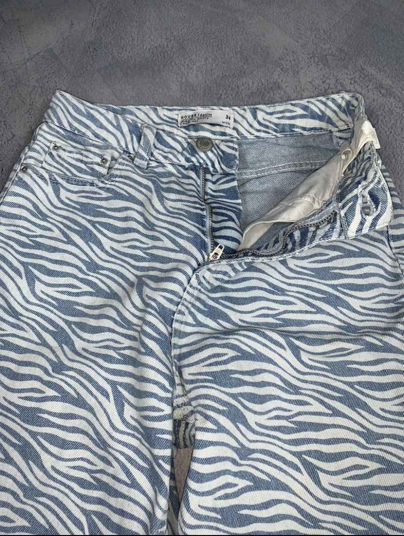 Japanese Brand × Vintage Vintage Y2K mom zebra denim pants trousers size japanese 24 Size 24" / US 00 / IT 34 - 10 Thumbnail