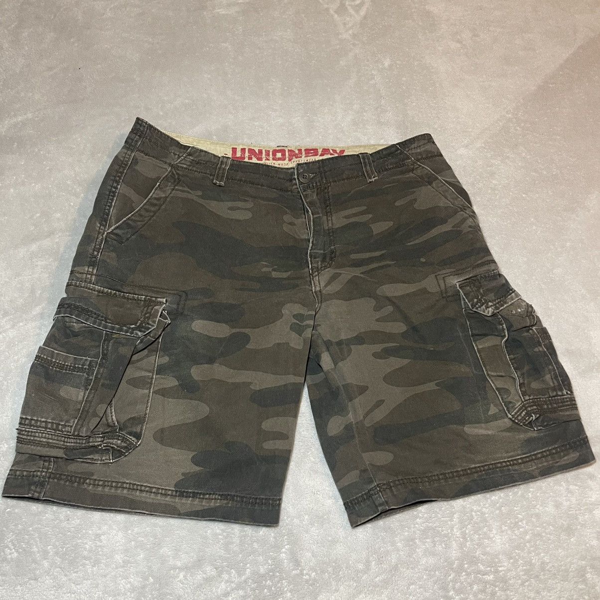 UNIONBAY Vintage Y2K Unionbay Mens Camo Cargo Shorts Green Size 36 Size US 36 / EU 52 - 3 Thumbnail