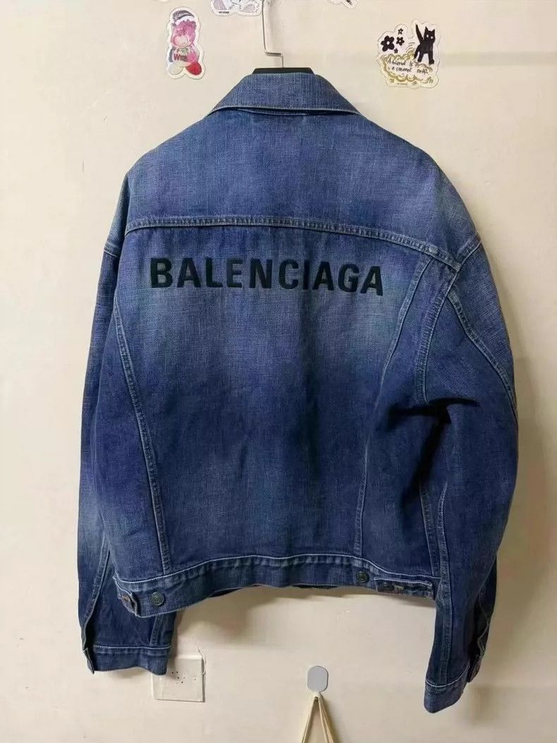 Balenciaga Balenciaga Blue Front and Back Embroidered Letter Logo Den Size US S / EU 44-46 / 1 - 2 Thumbnail
