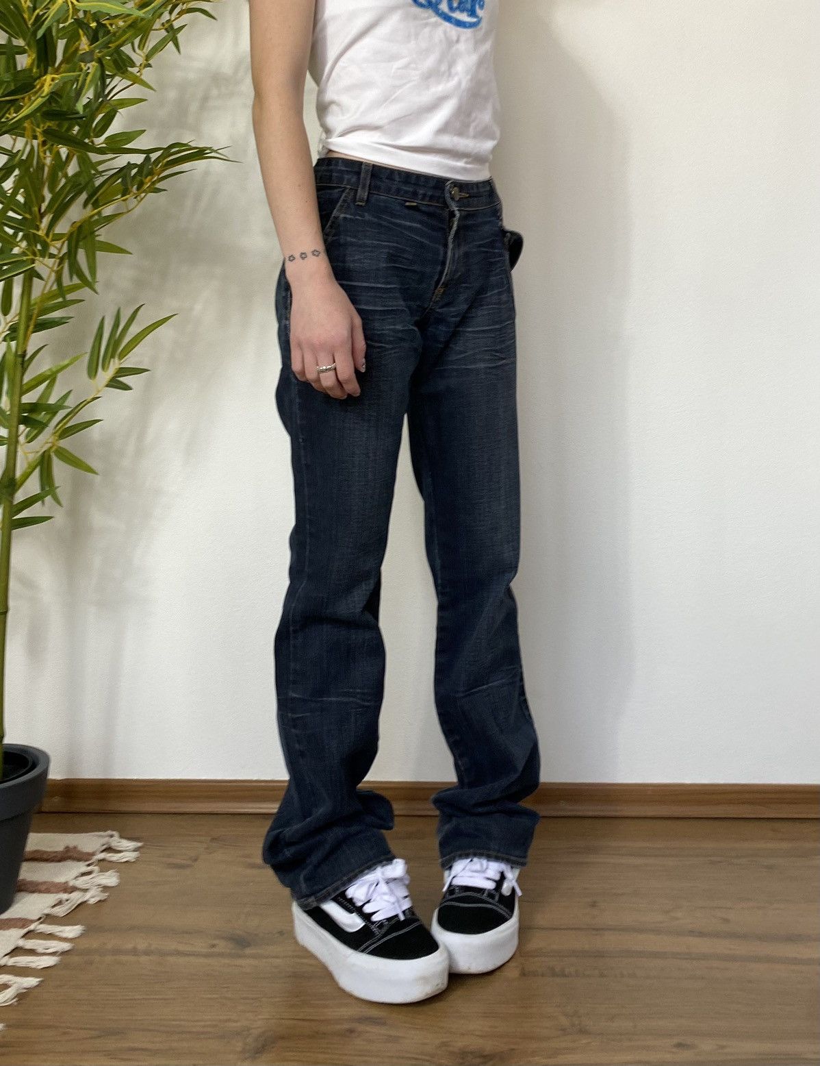 Roberto Cavalli WASHED ROBERTO CAVALLI DEMIN PANTS Size 28" / US 6 / IT 42 - 10 Thumbnail