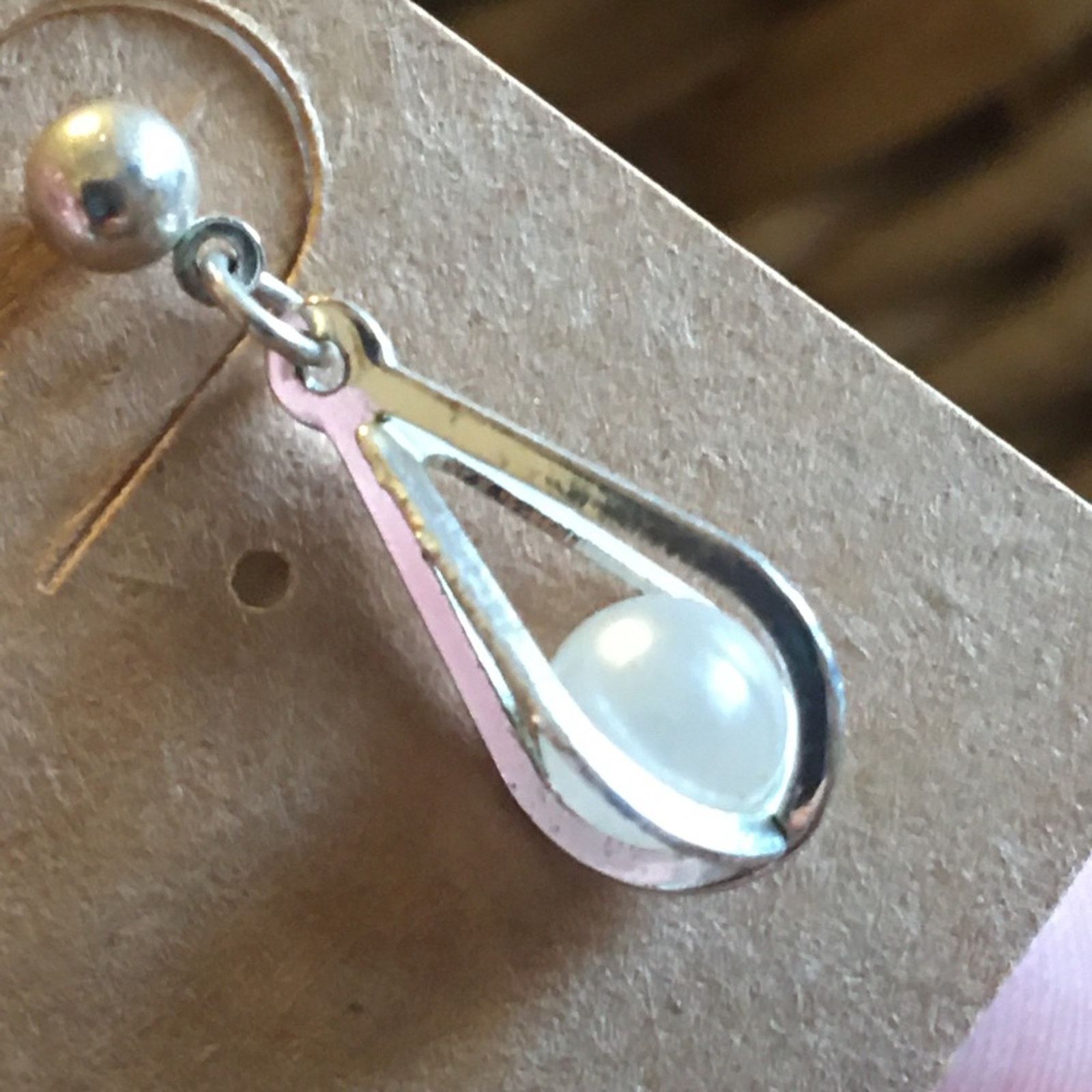 Vintage Vintage silver tone caged faux pearl earrings Size ONE SIZE - 3 Thumbnail