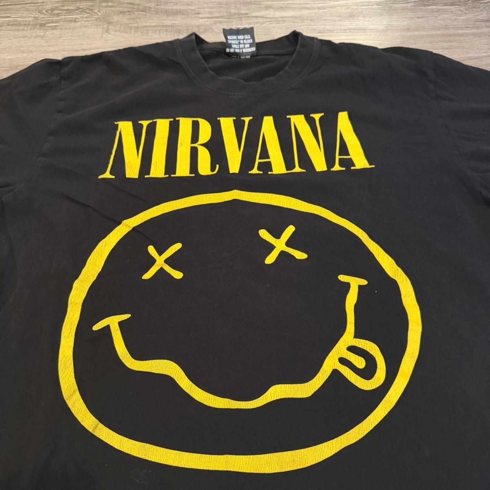 Other Vintage nirvana smiley t shirt XL Size US XL / EU 56 / 4 - 2 Thumbnail
