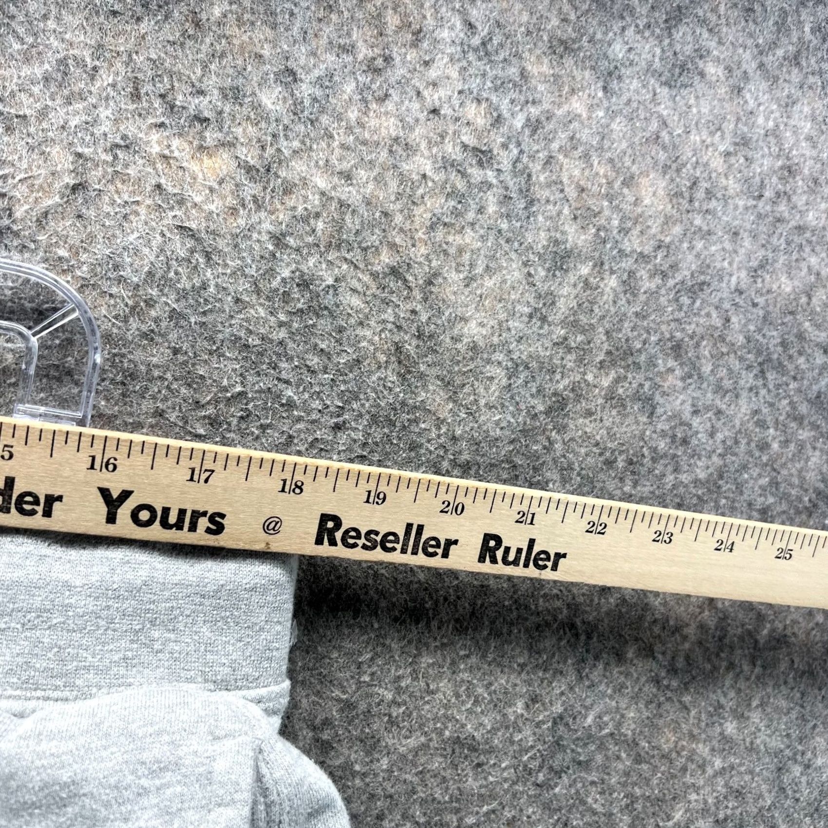 Champion Champion Joggers Women Large Gray Fleece Tapered Sweatpants Vtg Style Pants, Pockets, Regular Fit, Inseam 30 in, Fall/Winter/Spring/Summer, Women Size 36" / US 14 / IT 50 - 4 Thumbnail