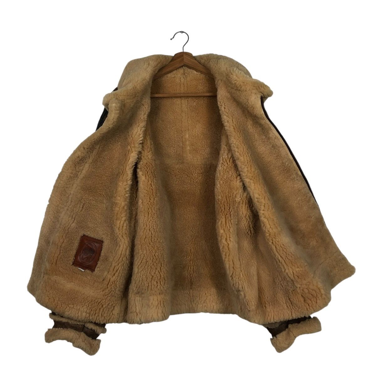 Aero Leathers 🔥TRUE VINTAGE 70’s GOLDEN BEAR SHEARLING FLIGHT JACKET B3 Size US M / EU 48-50 / 2 - 15 Thumbnail