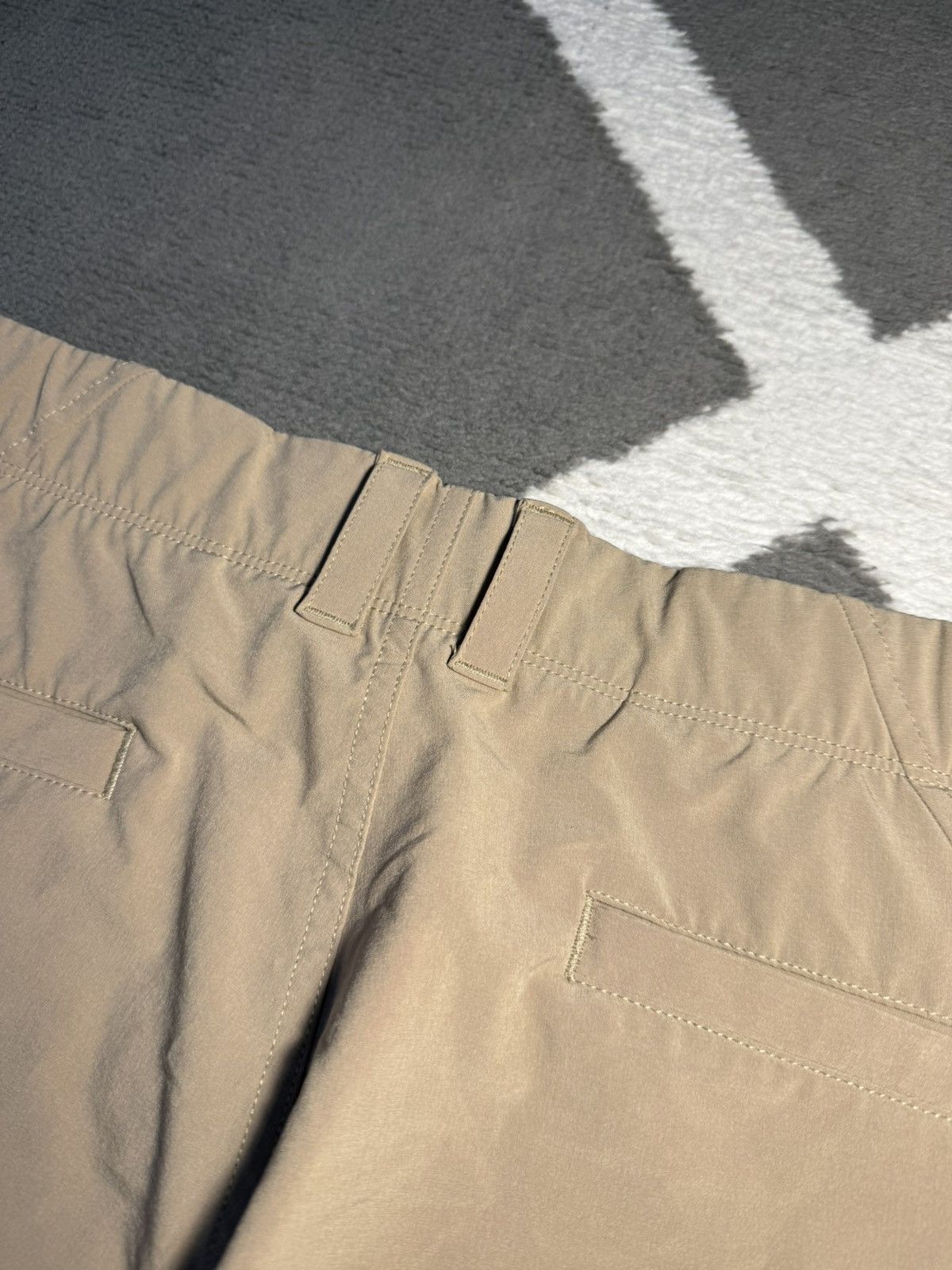 Oakley Oakley men’s beige shorts with logo size 36 Size US 36 / EU 52 - 7 Thumbnail