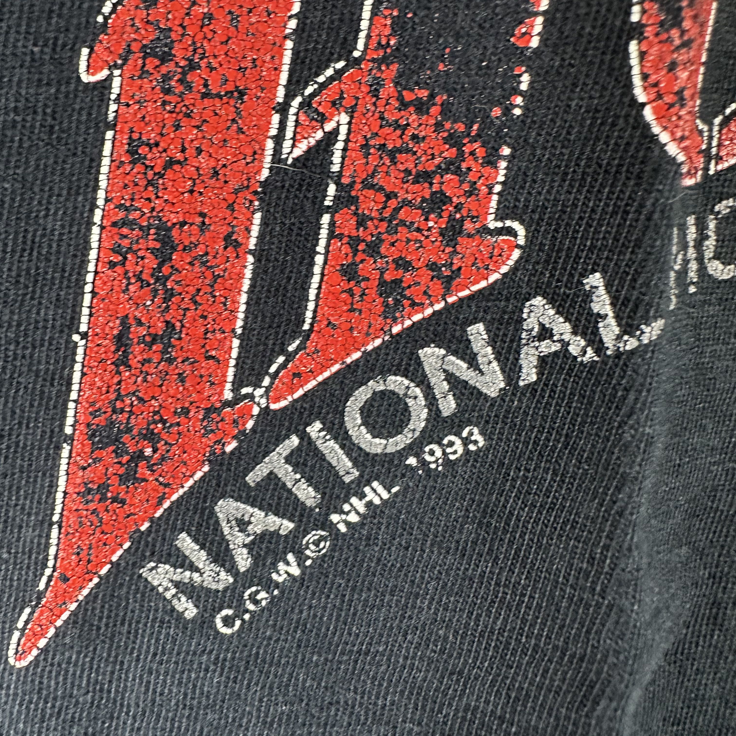 Vintage ​1993 Vancouver Canucks Die Hard Fan NHL Graphic T-shirt Size US XXL / EU 58 / 5 - 3 Thumbnail