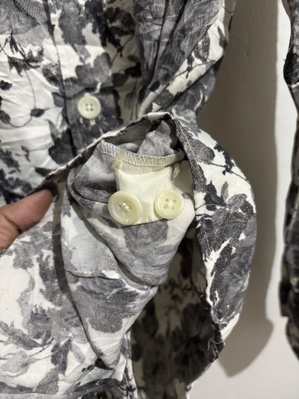 If Six Was Nine × Japanese Brand × Tornado Mart Tornado Mart button pattern flowers shirt Size US M / EU 48-50 / 2 - 6 Thumbnail