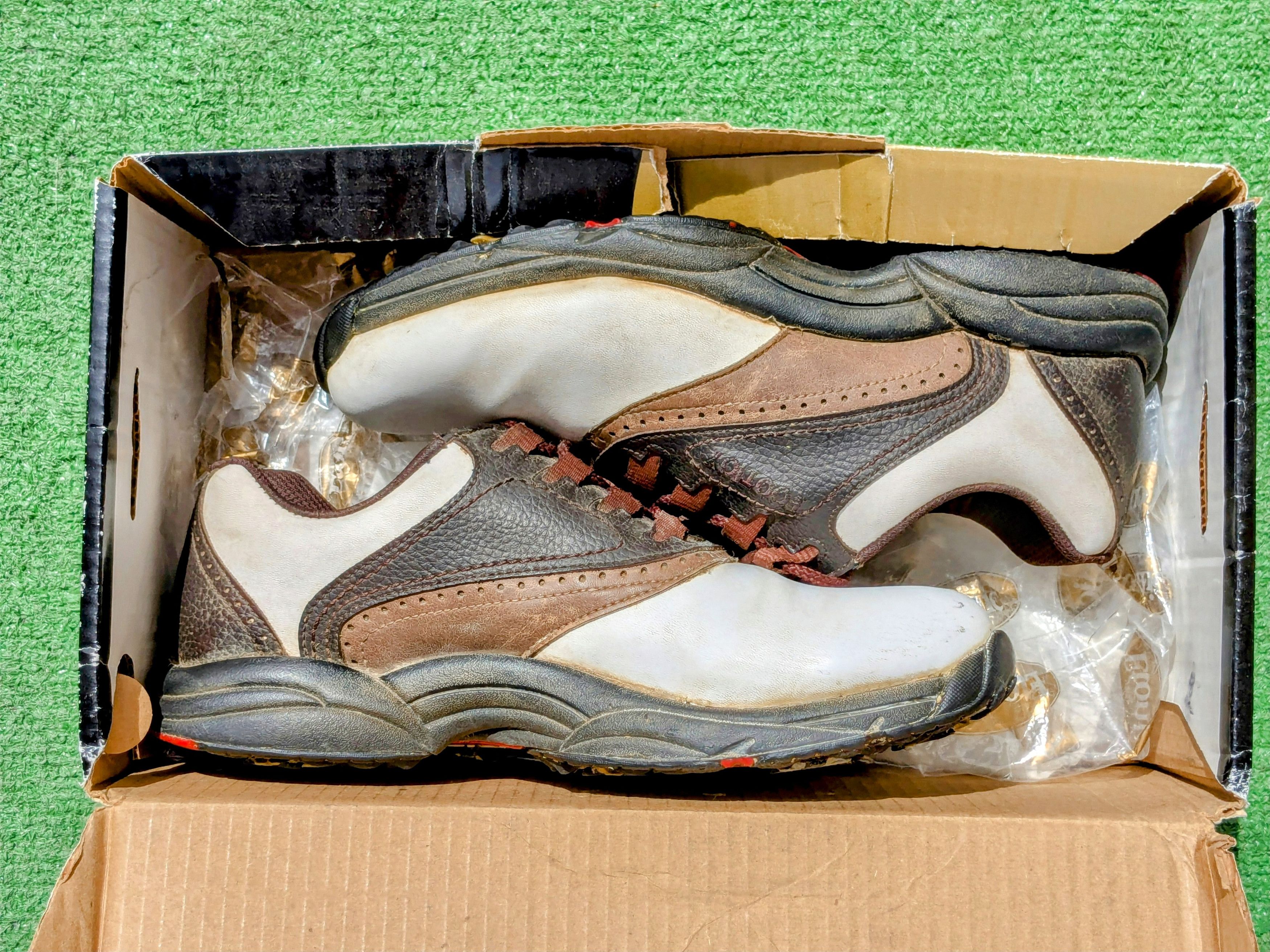 Footjoy CRACKED Foot-Joy 53572 Golf Classic Spike Shoes USED Size US 8.5 / EU 41-42 - 2 Thumbnail