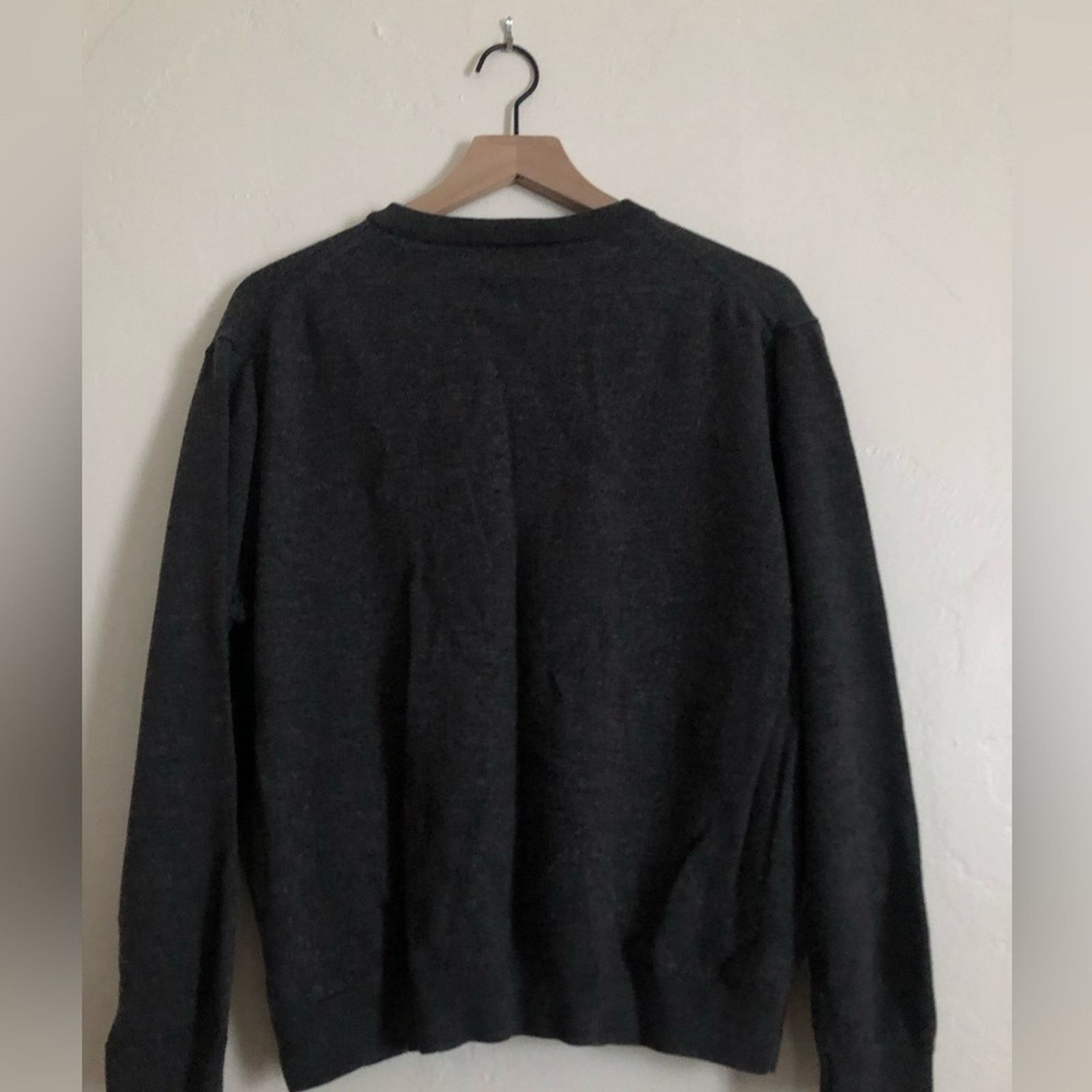 Turnbury Turnbury Extra Fine Merino Wool Dark Gray V-Neck Sweater Size US XXL / EU 58 / 5 - 3 Thumbnail