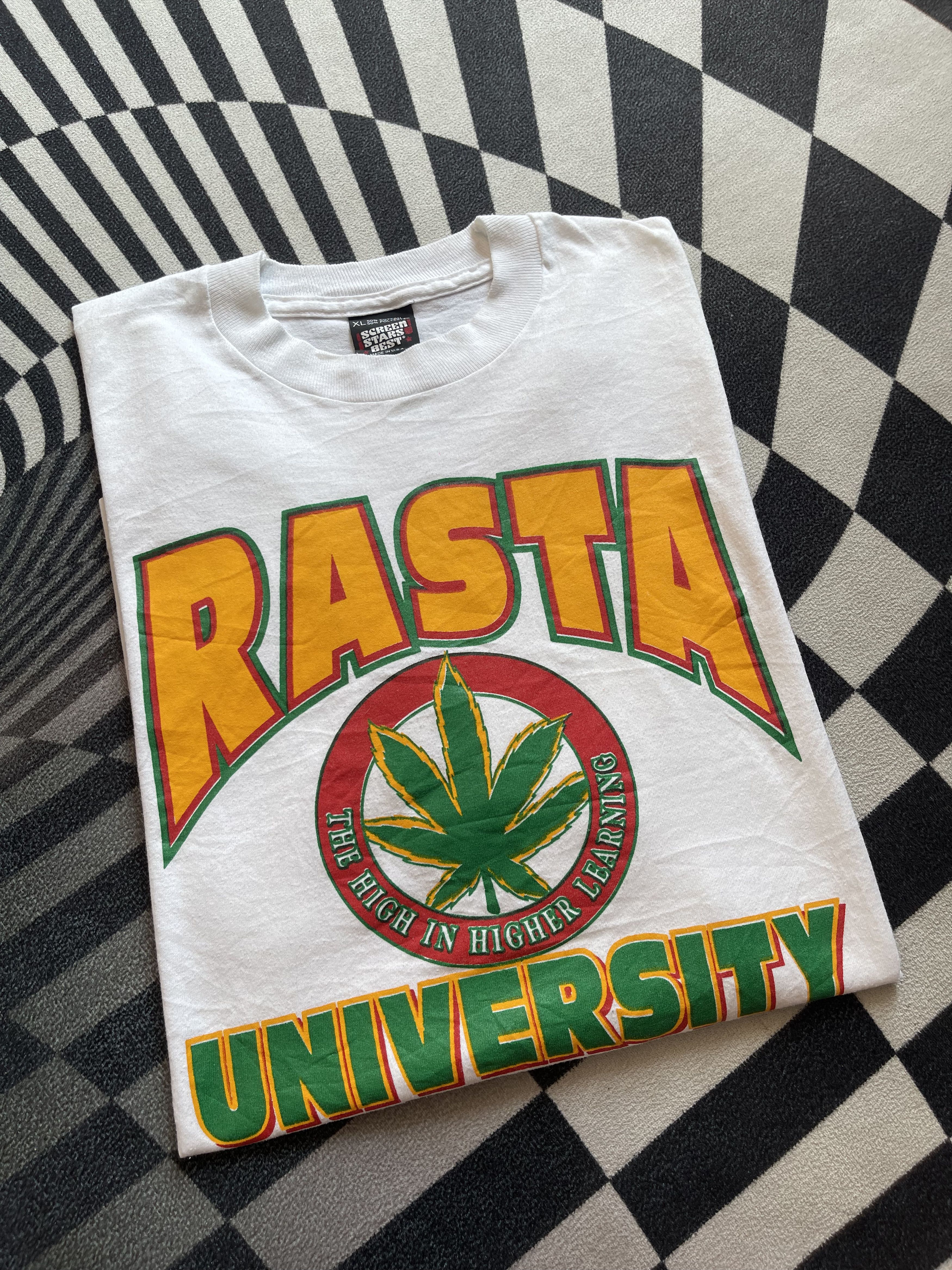 Vintage Vintage 90s Rasta University "High In Higher Learning" Tee Size US XL / EU 56 / 4 - 1 Thumbnail