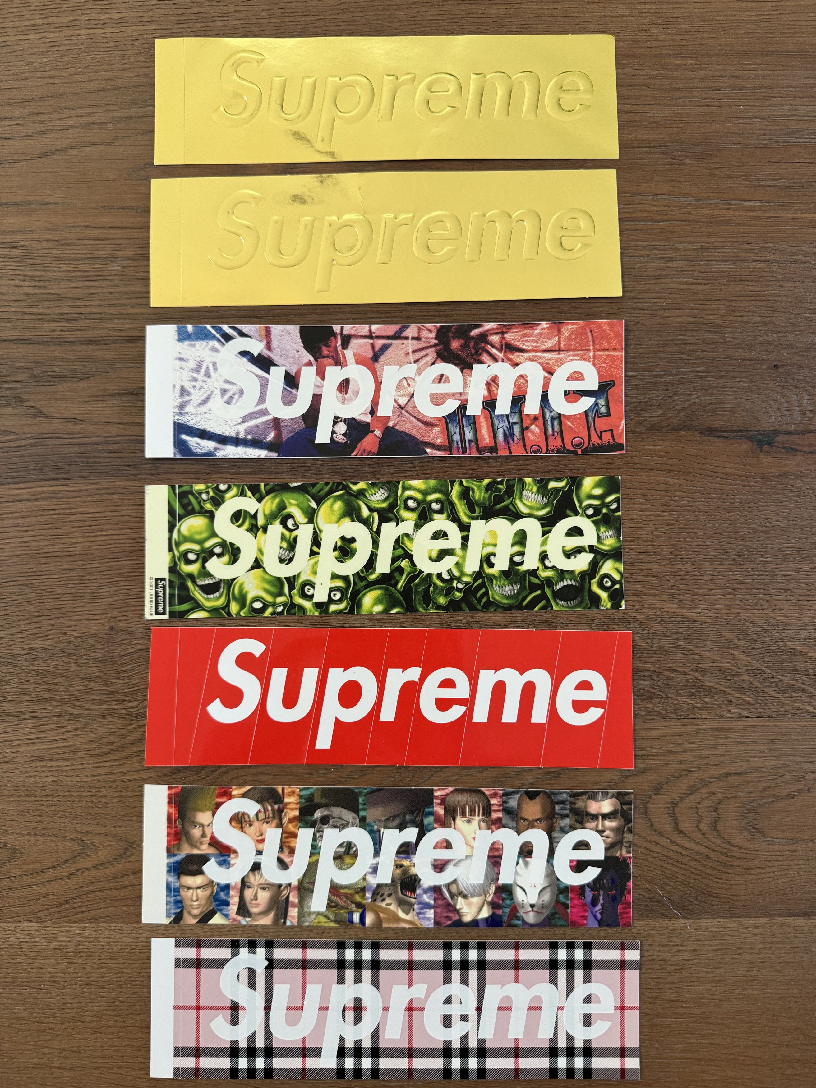 2024 NWT supreme sticker and accessory bundle