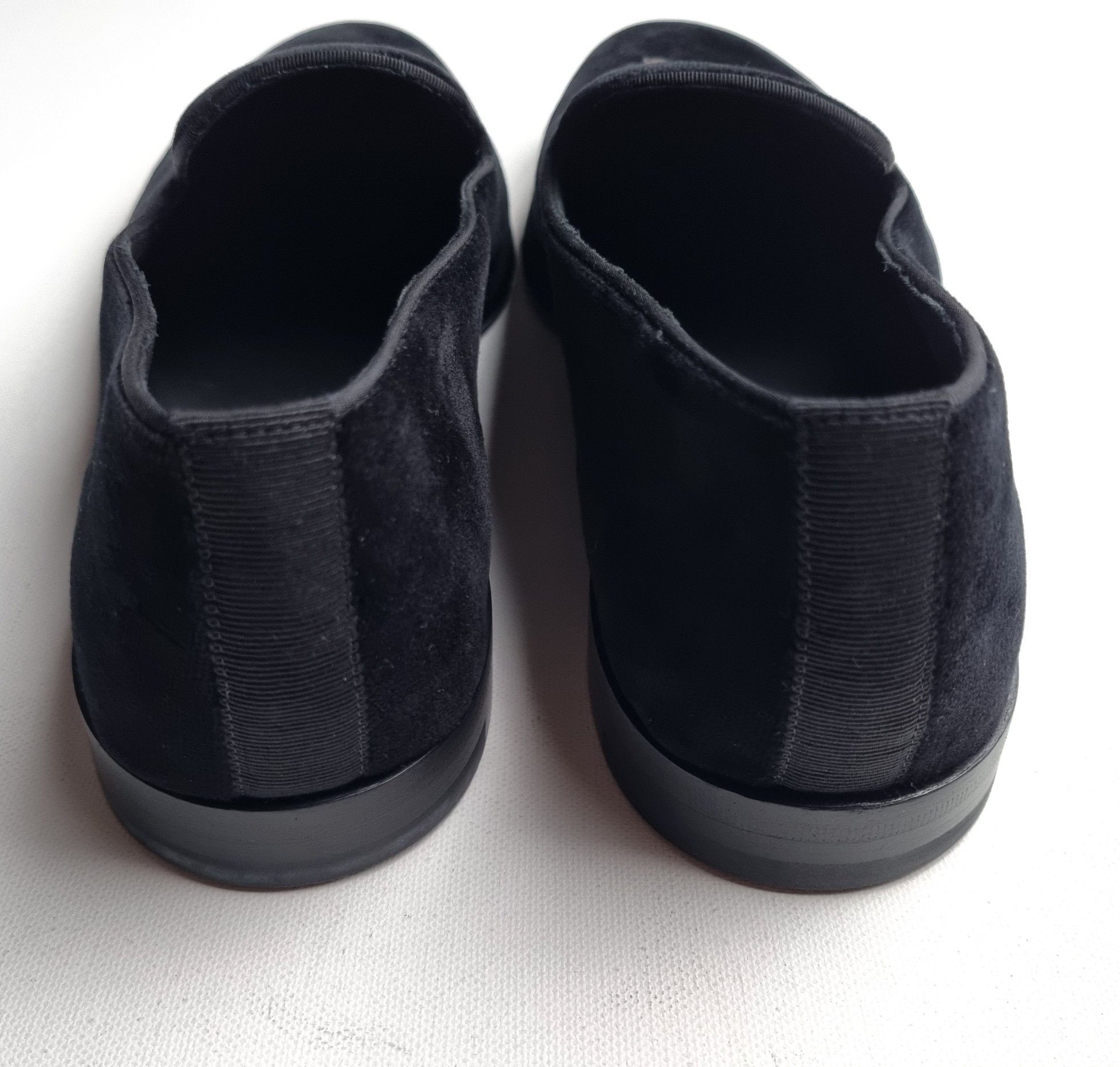 Dolce & Gabbana Dolce & Gabbana Velvet Slippers Size EU 45 Size US 12 / EU 45 - 14 Thumbnail