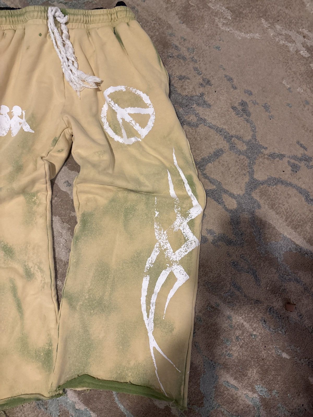 Other cozyyy sweatpants Size US 30 / EU 46 - 2 Thumbnail
