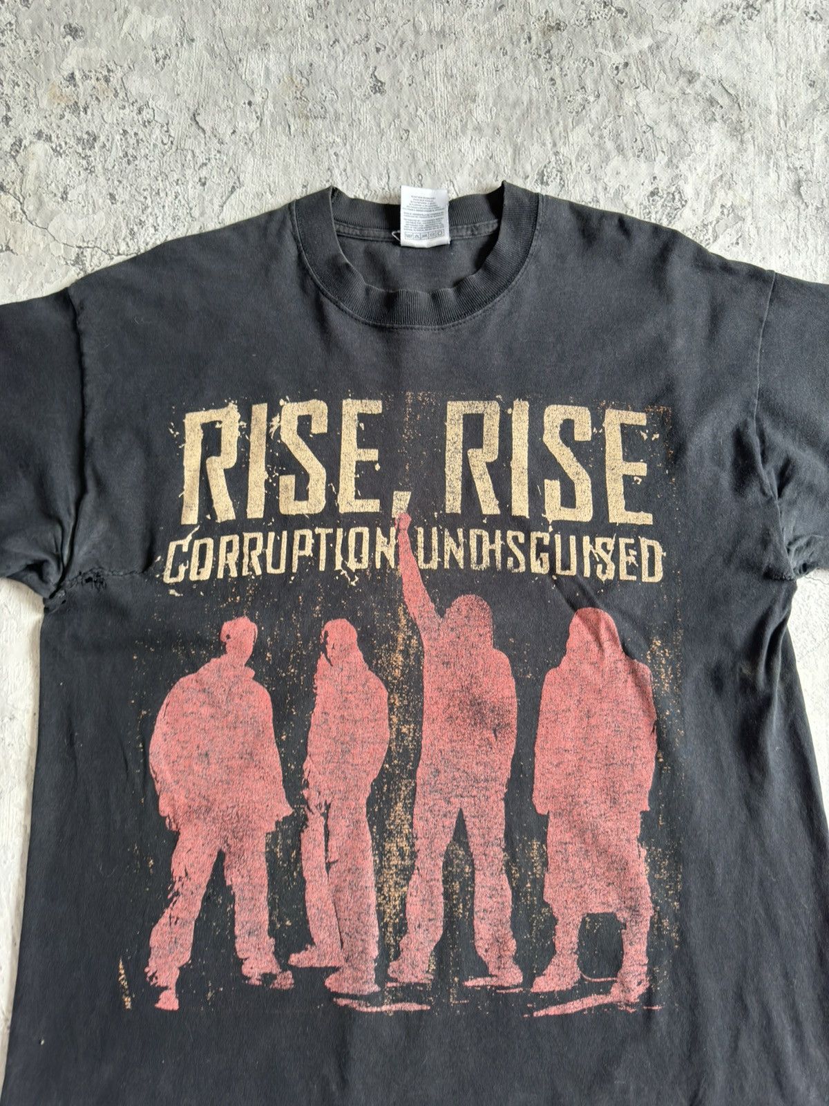 Band Tees × Rage Against The Machine × Vintage 2000s Rise Against The Machine RATM Tee Size US L / EU 52-54 / 3 - 2 Thumbnail