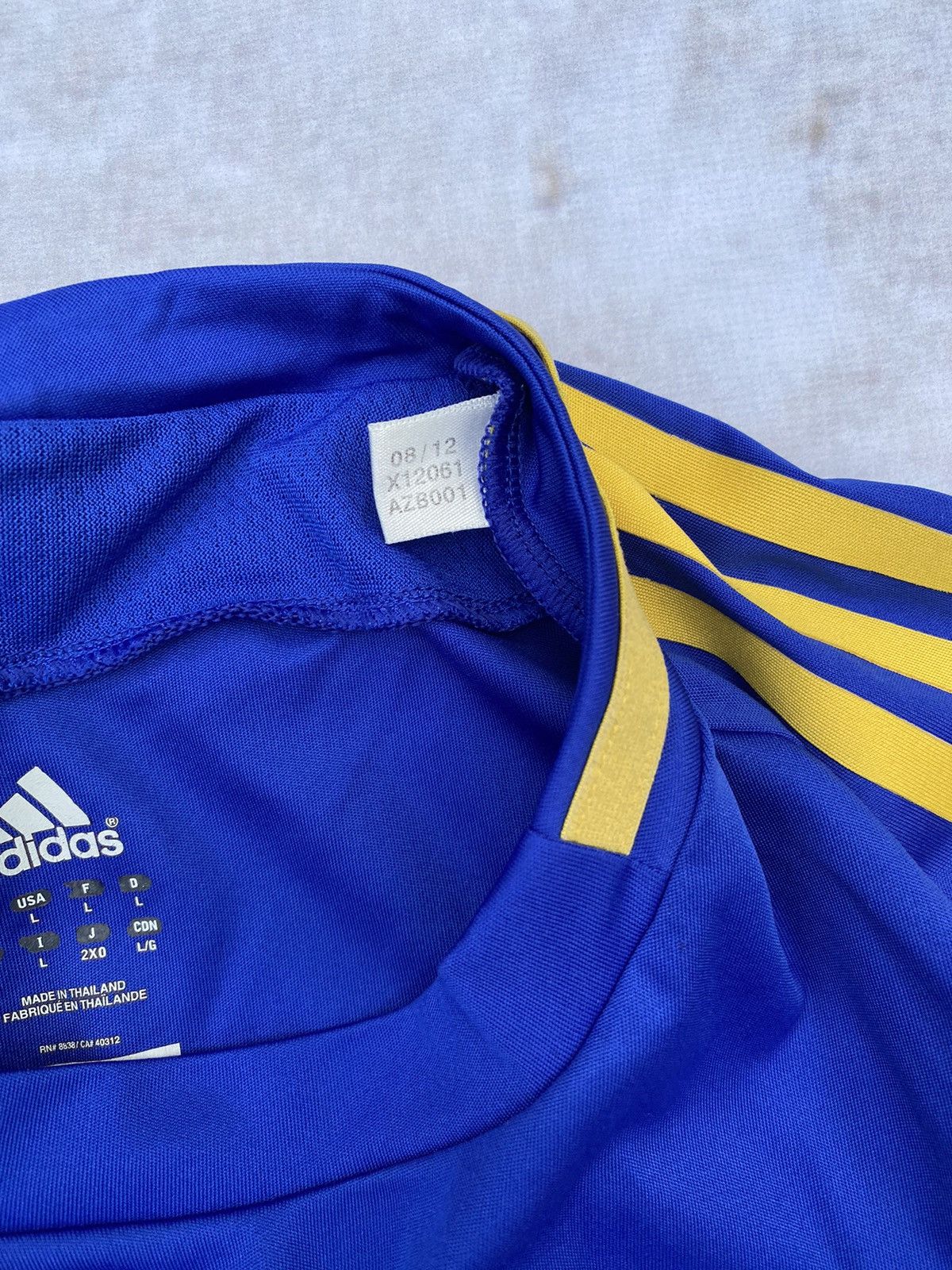 Adidas × Vintage UKRAINE 2012 2013 AWAY FOOTBALL SHIRT SOCCER JERSEY ADIDAS Size US L / EU 52-54 / 3 - 6 Thumbnail