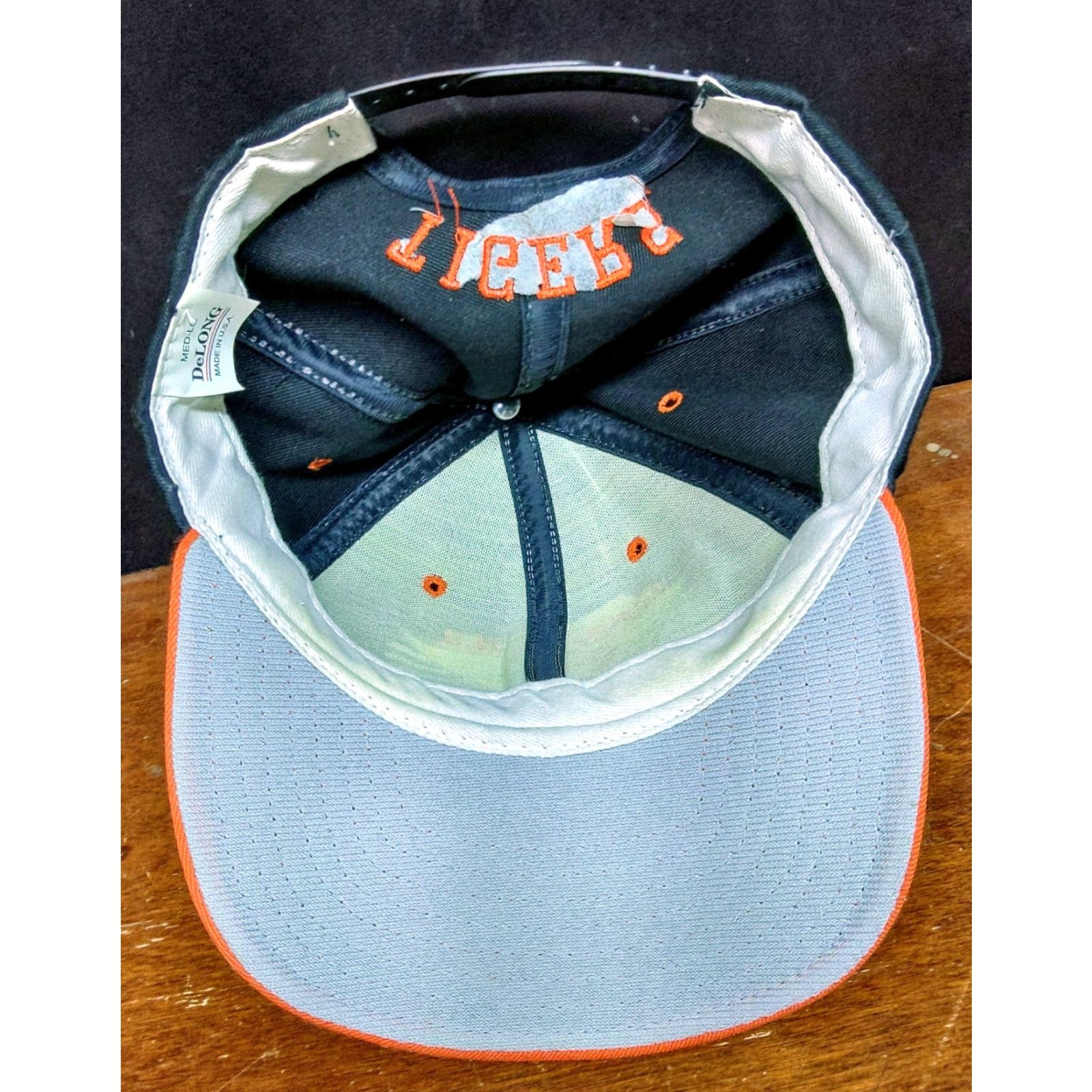 Vintage VINTAGE DeLong High School Snapback Hat Tigers Carroll Iowa 90s USA Men Adjustable Black Cotton Canvas Tigers 90s Sports Animals Hat Snapback Size ONE SIZE - 6 Thumbnail