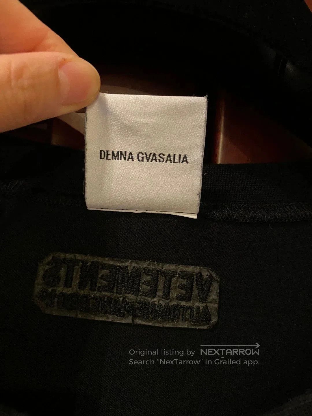 Vetements VETEMENTS Graffiti Short Sleeve. Size US S / EU 44-46 / 1 - 5 Thumbnail