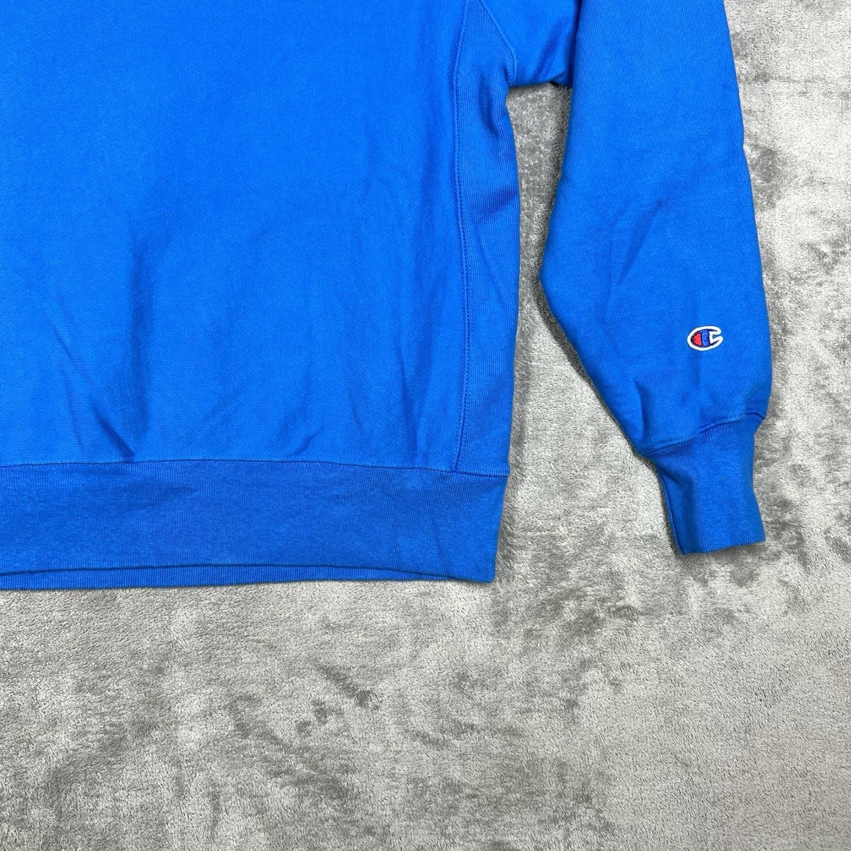 Champion VINTAGE Champion Reverse Weave Sweatshirt Men XL Blue Crewneck, Heavyweight, Embroidered Logo, 90s USA Preppy Pullover Size US XL / EU 56 / 4 - 5 Thumbnail