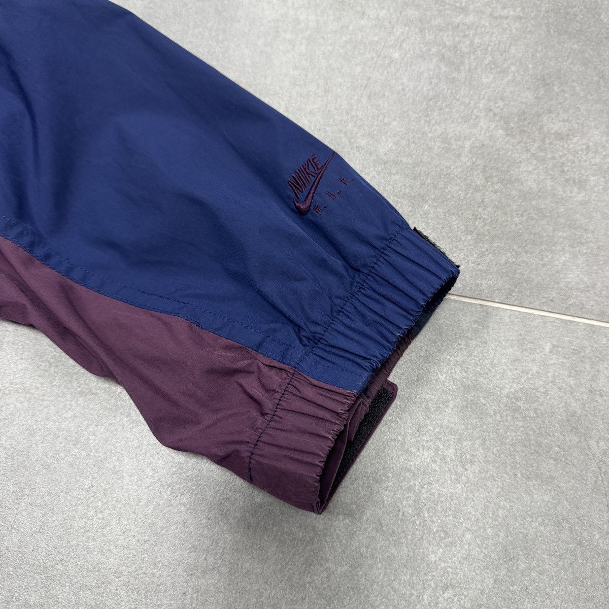 Nike ACG Vintage Nike ACG Spell Out Swoosh F.I.T. Windbreaker Jacket Size US M / EU 48-50 / 2 - 11 Thumbnail