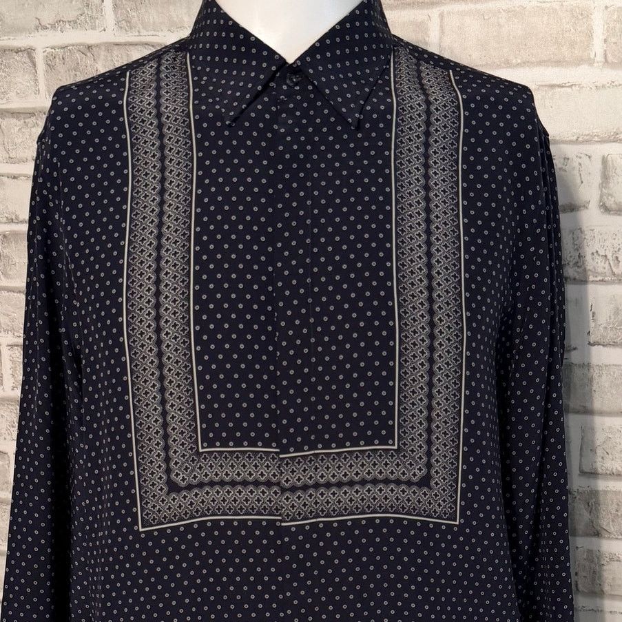Gucci 2014 Navy Tile Pattern Silk Twill Shirt Slim fit 41 / 16 Size US L / EU 52-54 / 3 - 13 Thumbnail