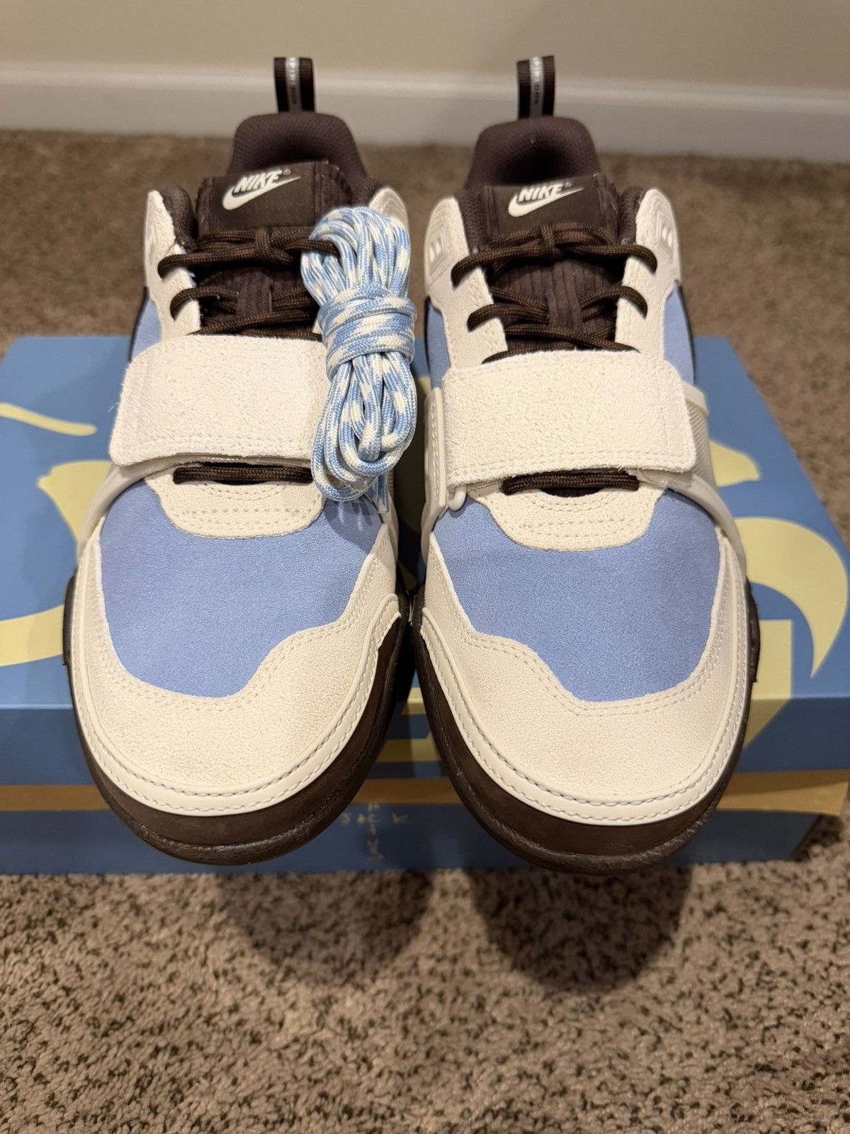 Nike × Travis Scott Nike Zoom Field Jaxx Leche Blue Size US 10.5 / EU 43-44 - 3 Thumbnail