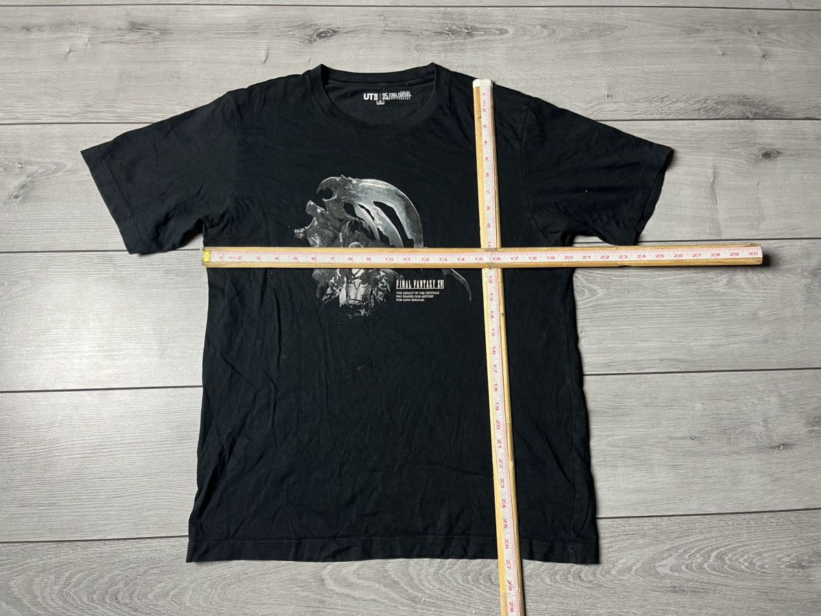 Uniqlo Uniqlo Final Fantasy 35th anniversary Tshirt size Medium Size US M / EU 48-50 / 2 - 6 Thumbnail