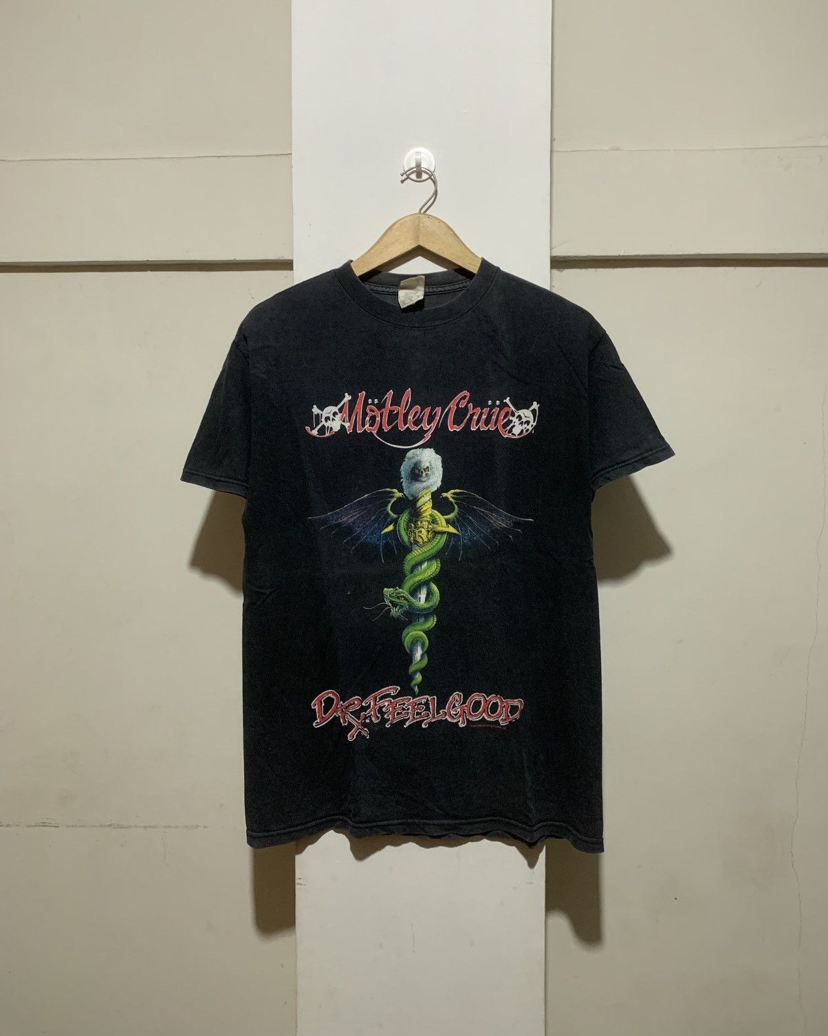 Band Tees Vintage 2003 Motley Crue - Dr. Feelgood Amiri Style Tee Size US M / EU 48-50 / 2 - 1 Thumbnail