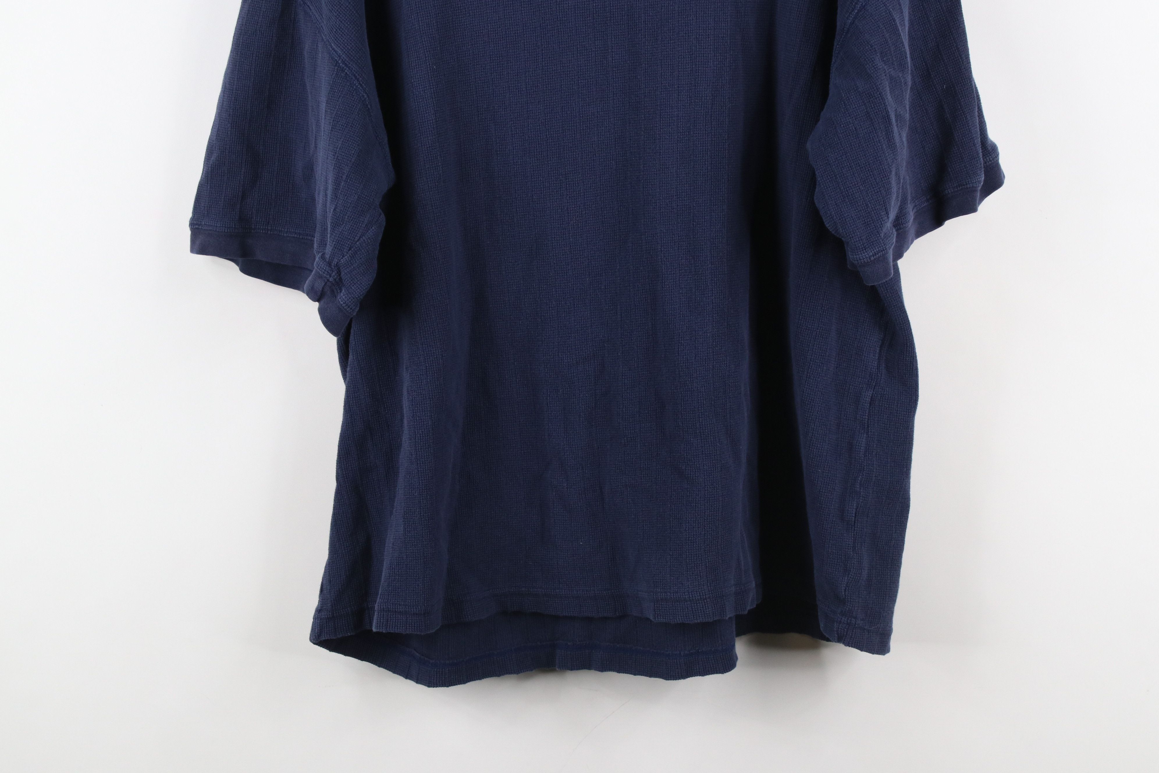 Vintage Vintage 90s Streetwear Thermal Waffle Knit Henley T-Shirt Size US L / EU 52-54 / 3 - 10 Thumbnail
