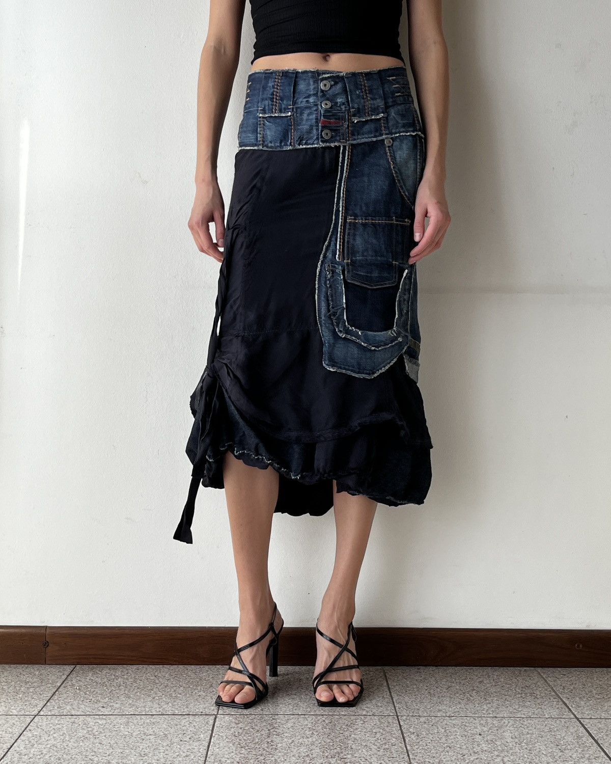 Marithe + Francois Girbaud Marithé & François Girbaud denim skirt Size 27" / US 4 / IT 40 - 3 Thumbnail